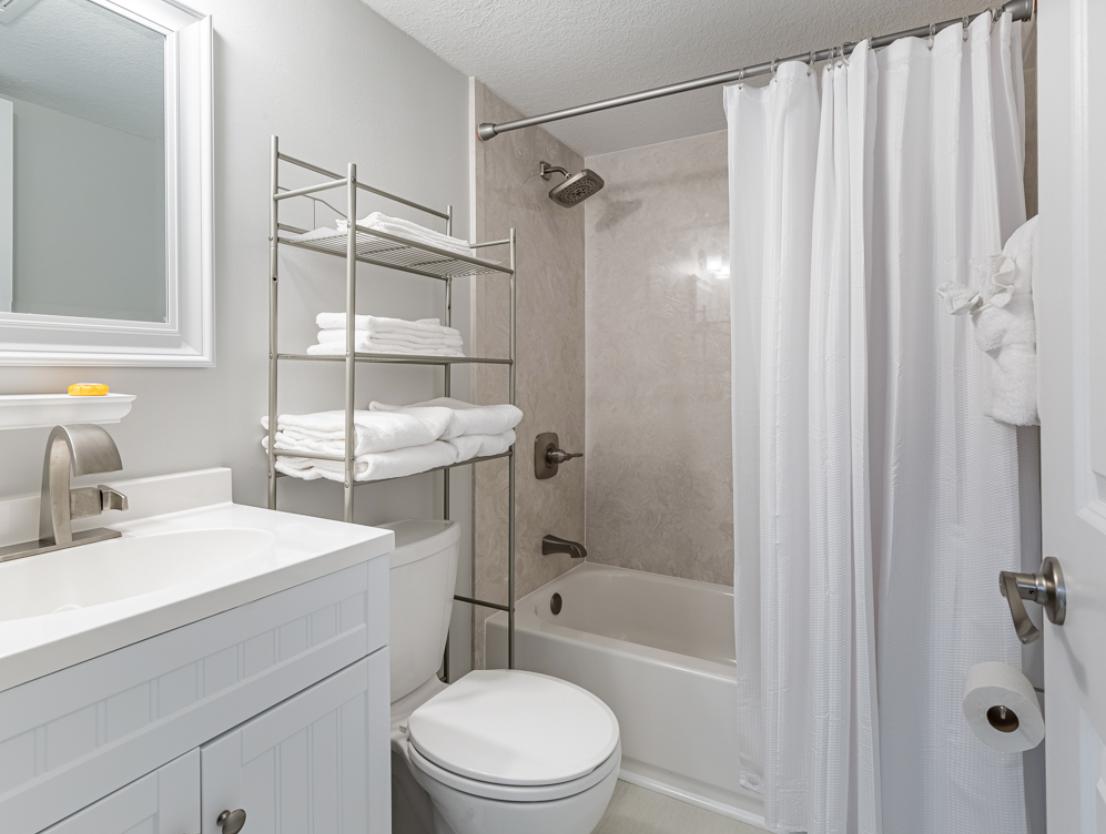 ISLAND ECHO CONDO - Residential