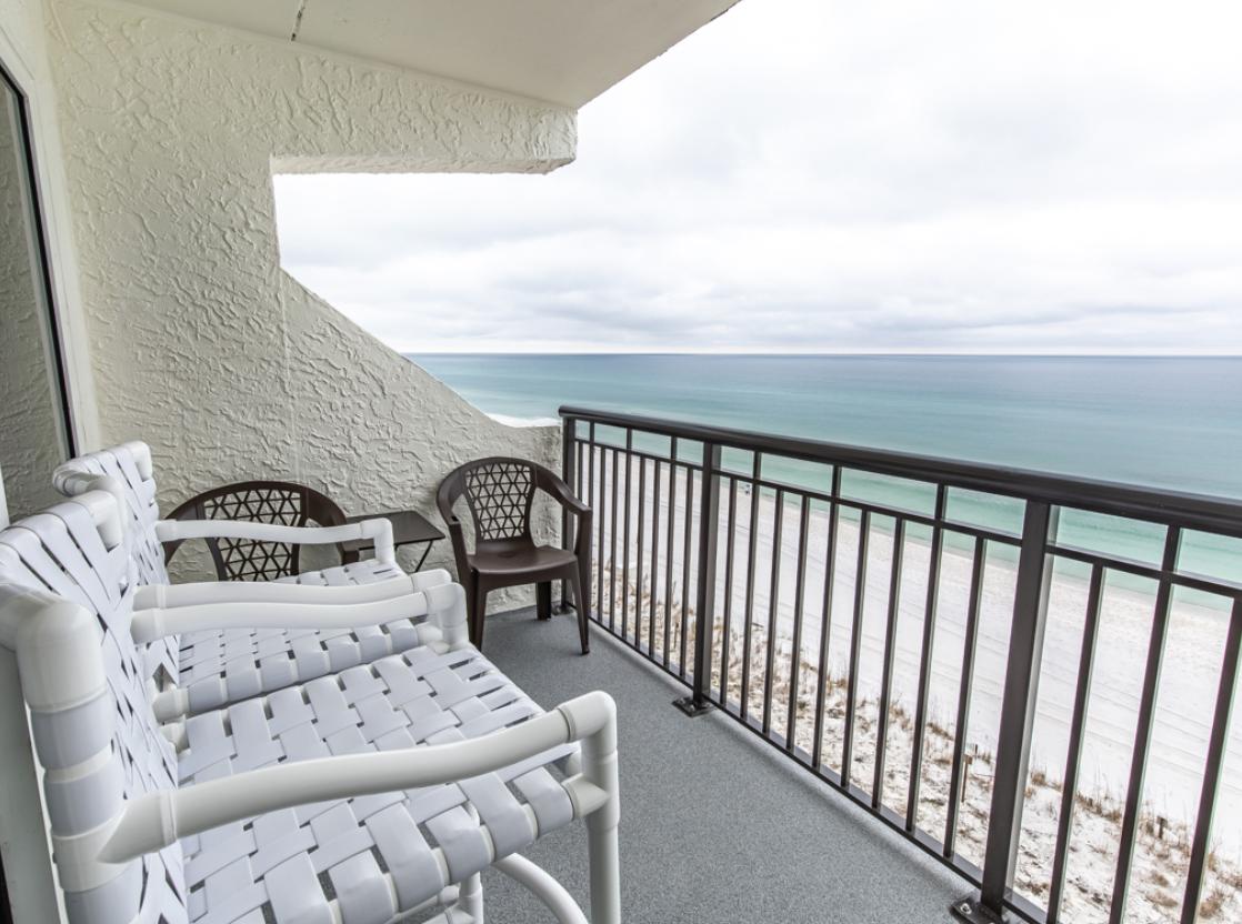 ISLAND ECHO CONDO - Residential