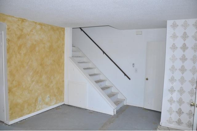 BROWNSVILLE STATION - Residential