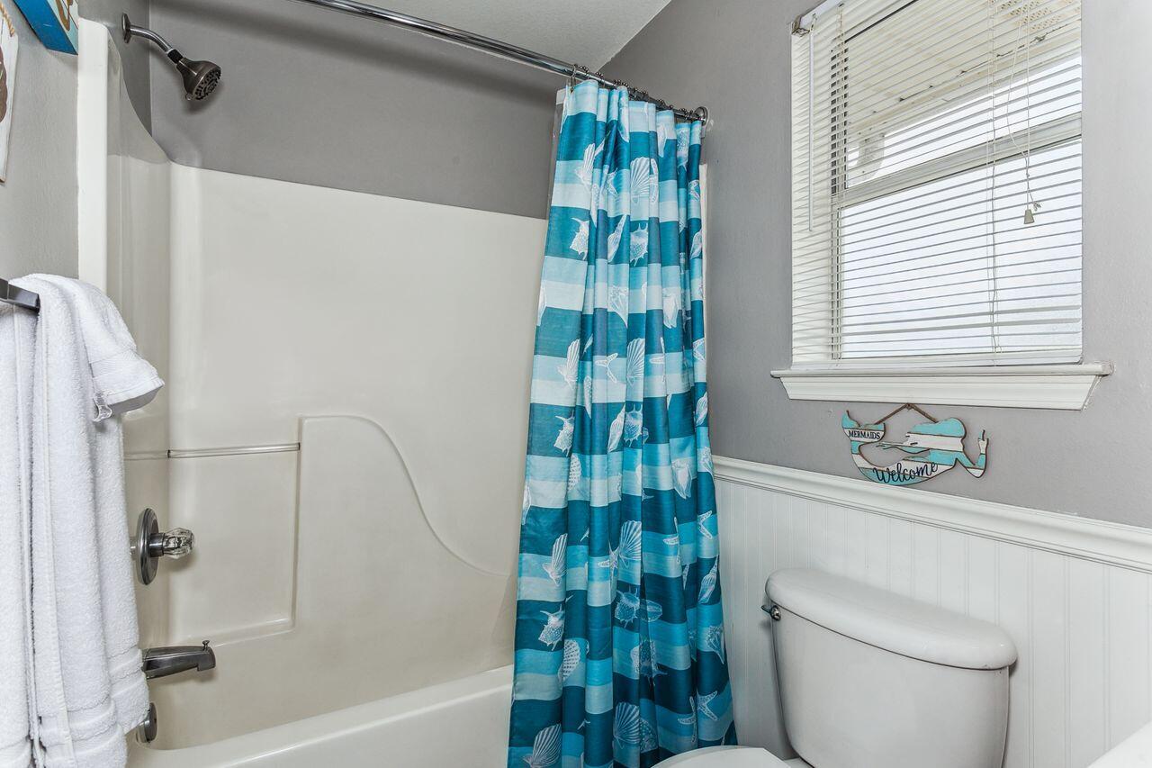 SUNSET HARBOUR VILLAS CONDO - Residential