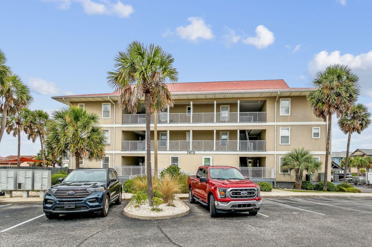 SUNSET HARBOUR VILLAS CONDO - Residential