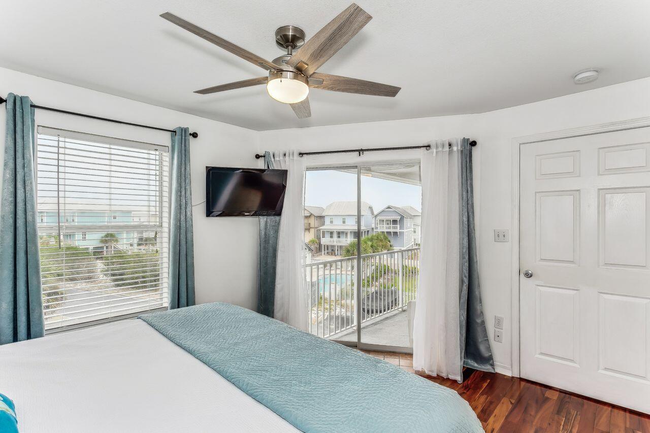 SUNSET HARBOUR VILLAS CONDO - Residential