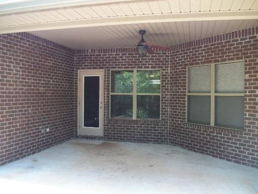 ROLLING RIDGE - Residential Lease