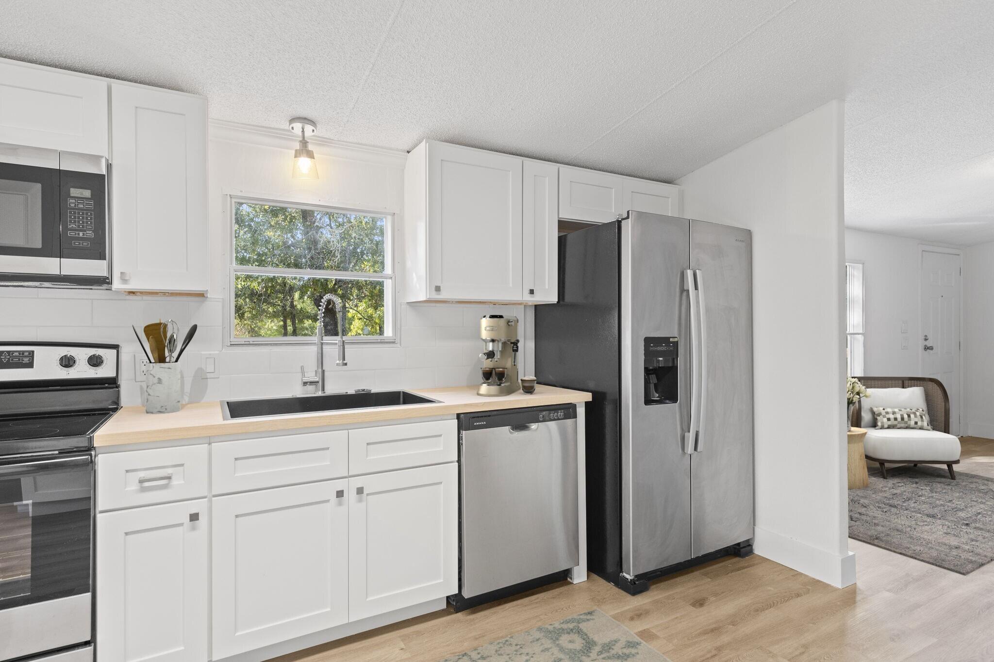 JUNIPER LAKE ESTATES - Residential