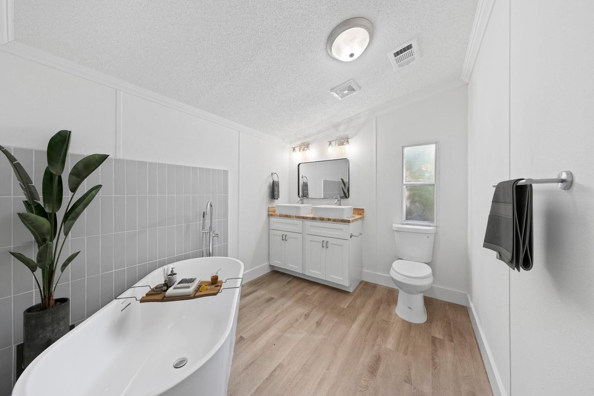 JUNIPER LAKE ESTATES - Residential