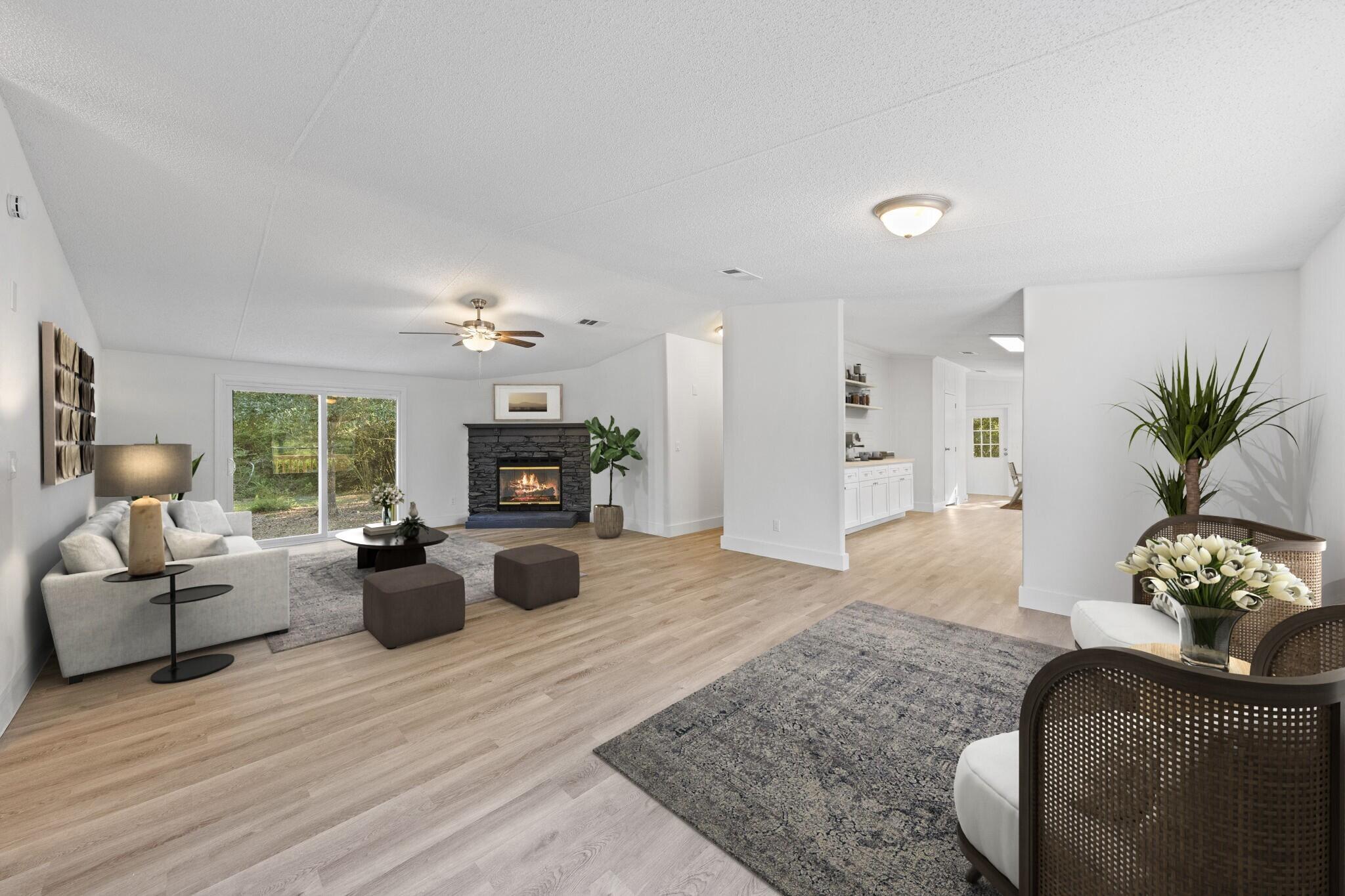 JUNIPER LAKE ESTATES - Residential