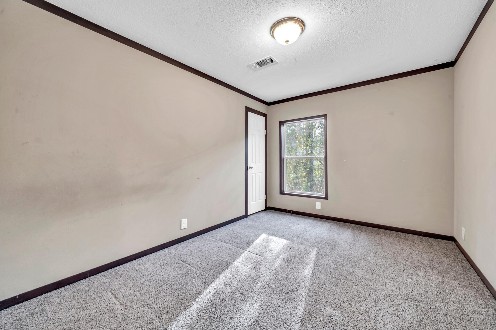 DEFUNIAK SPRINGS SOUTH ESTATES - Residential