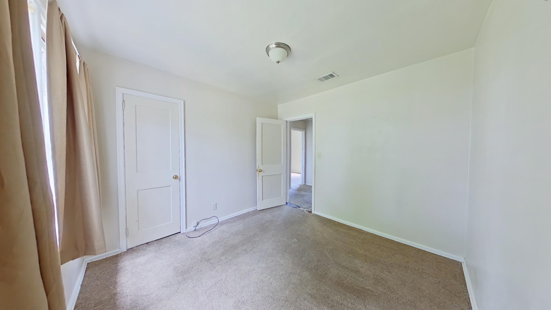 NAVY POINT - Residential