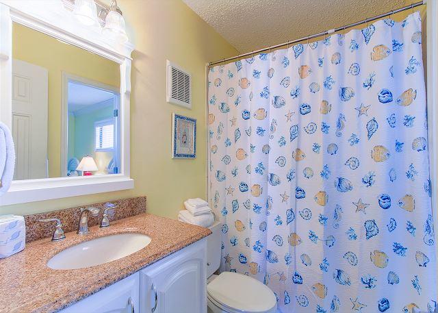 HOLIDAY SURF & RACQUET CLUB - Residential