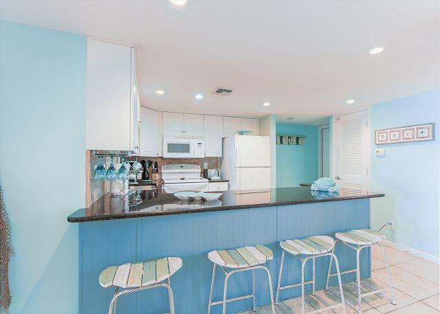 HOLIDAY SURF & RACQUET CLUB - Residential