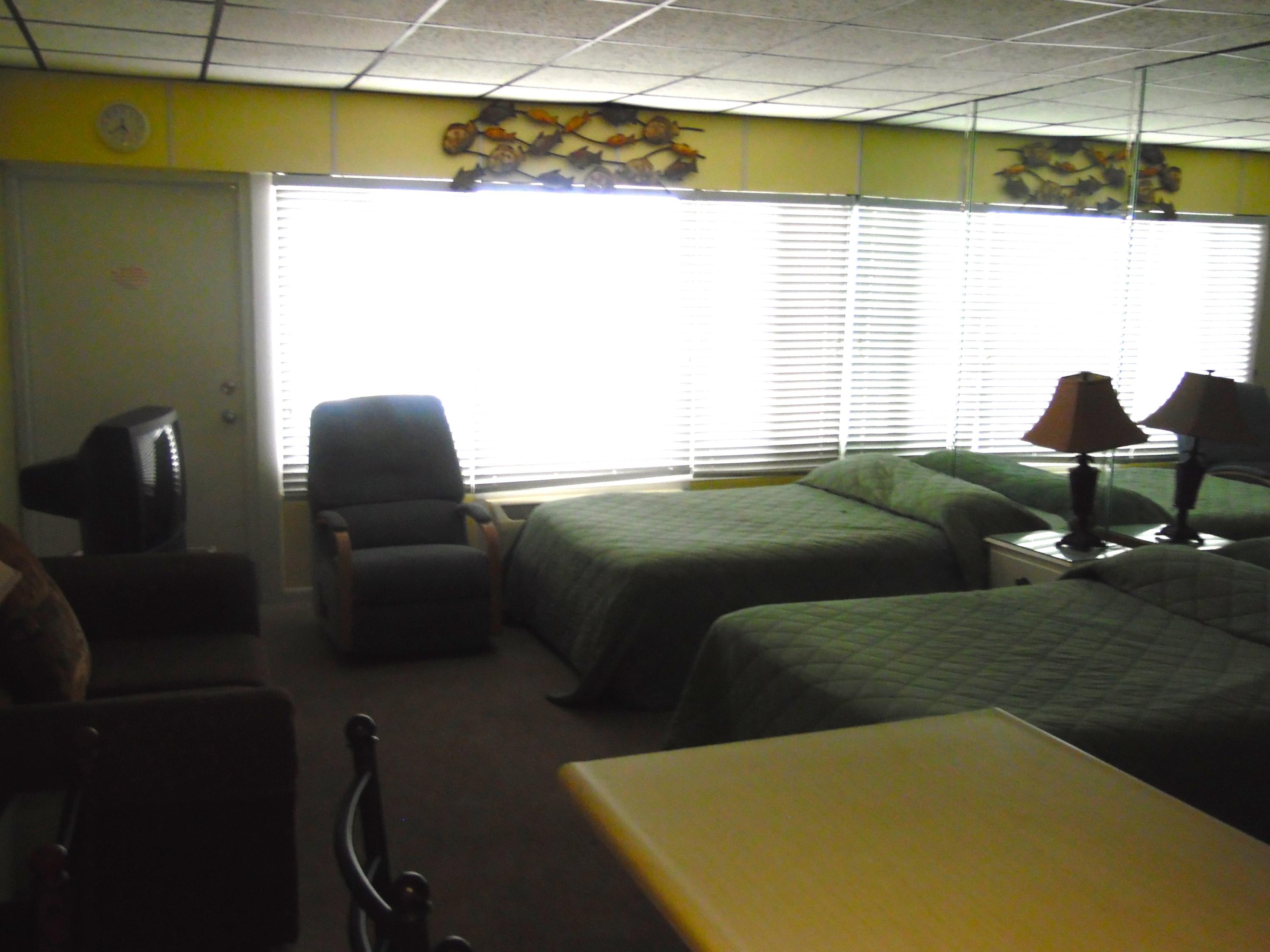 CONTINENTAL CONDOS - Residential