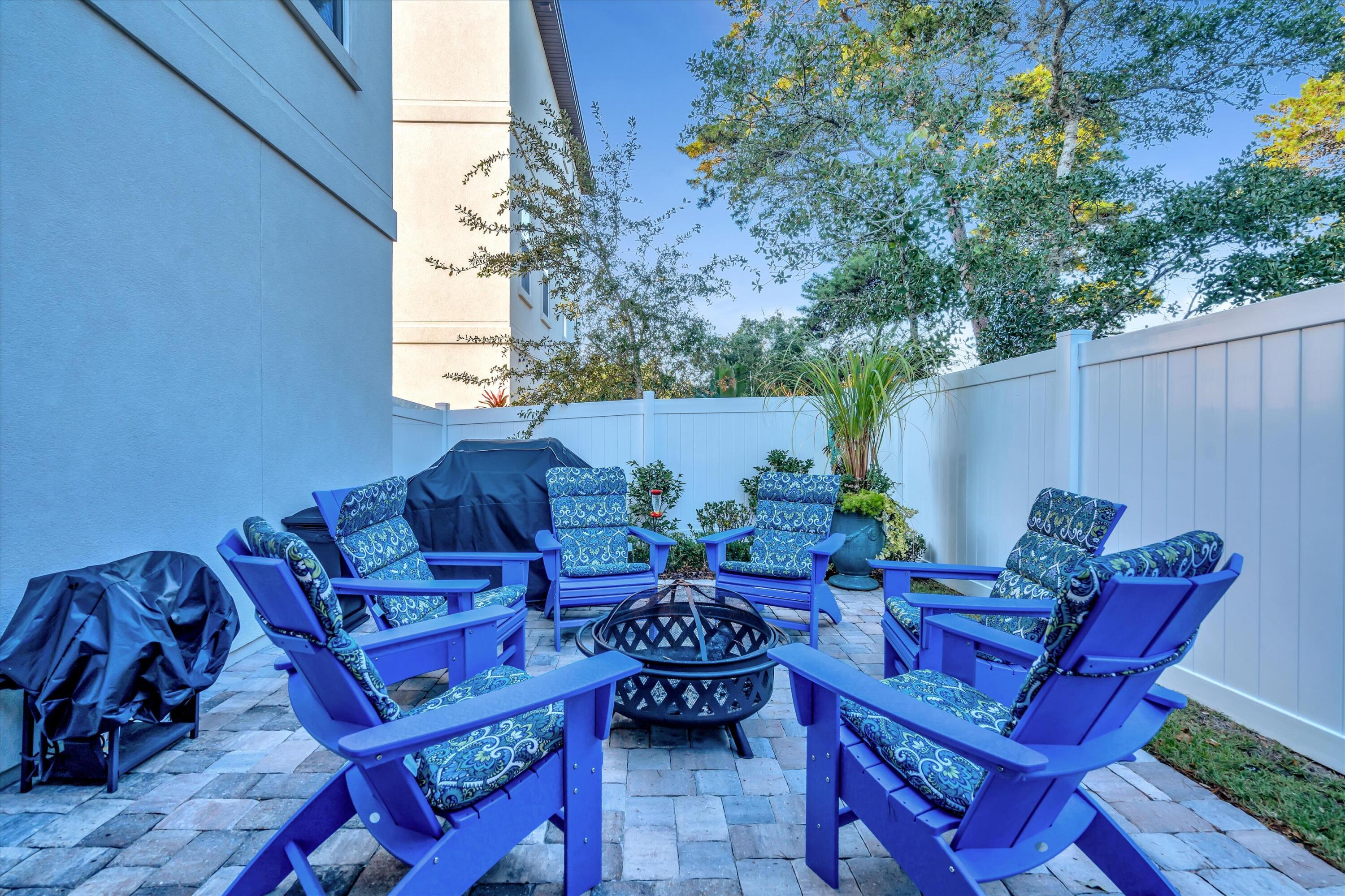 Hidden Palms - Residential