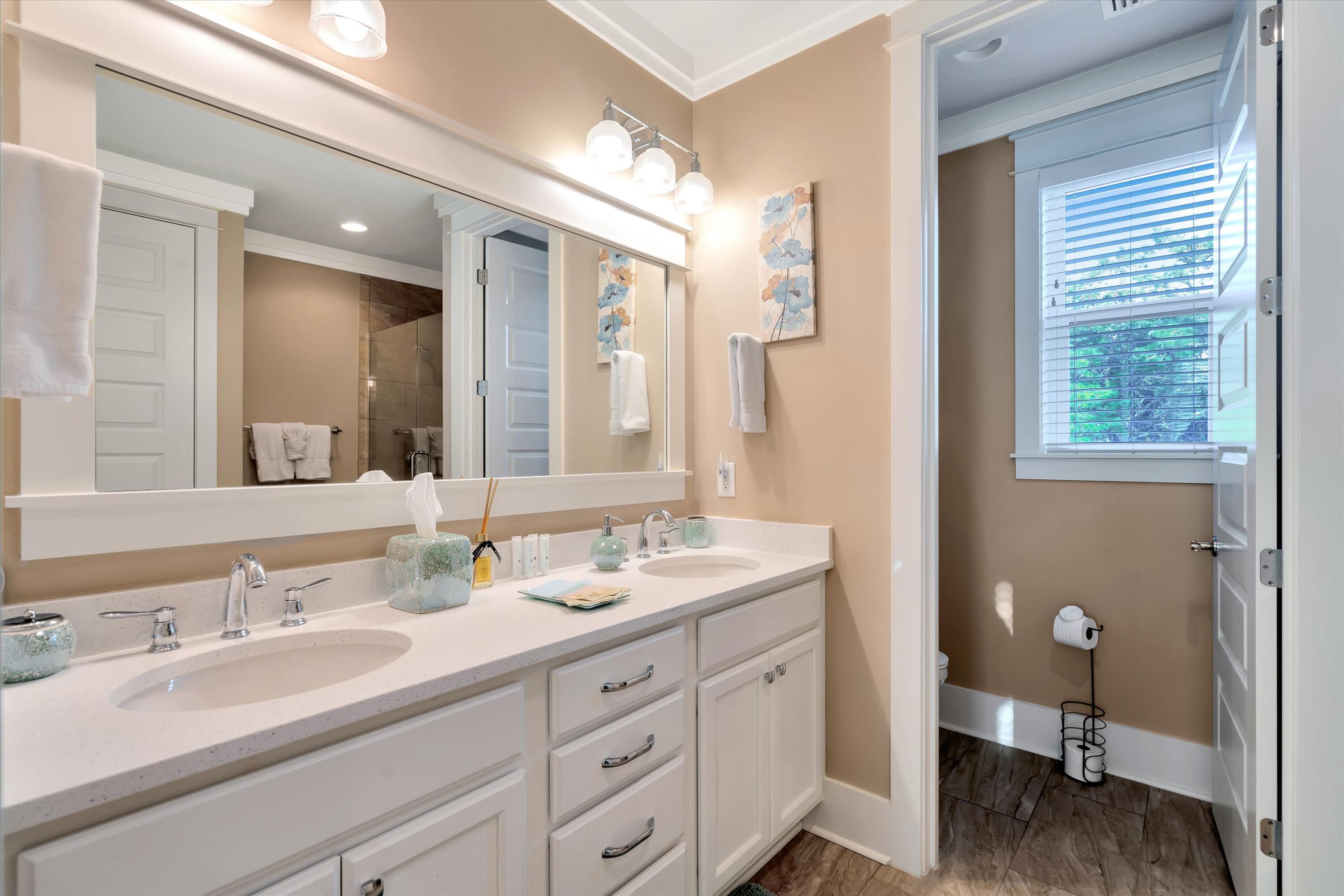 Hidden Palms - Residential