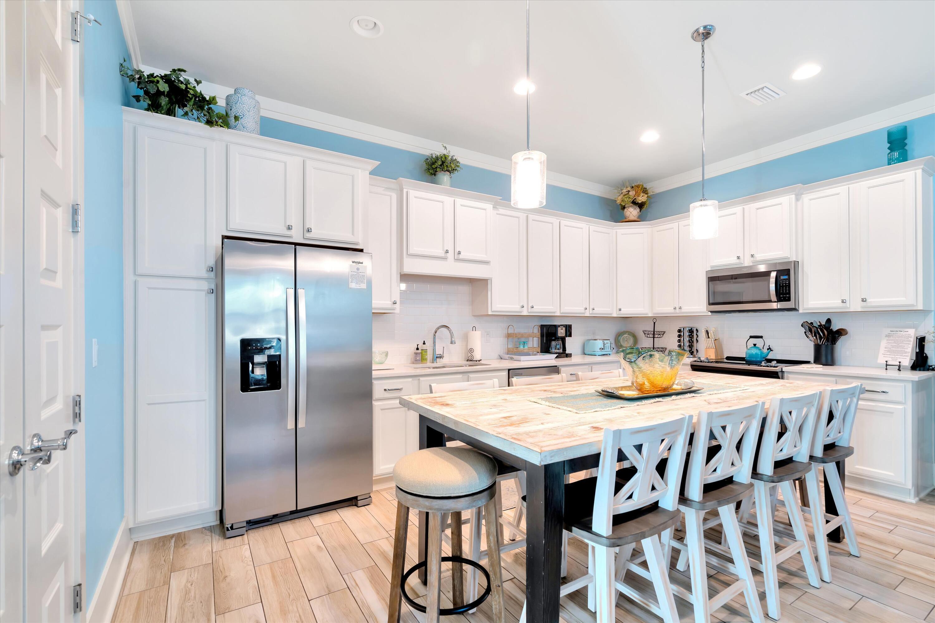 Hidden Palms - Residential