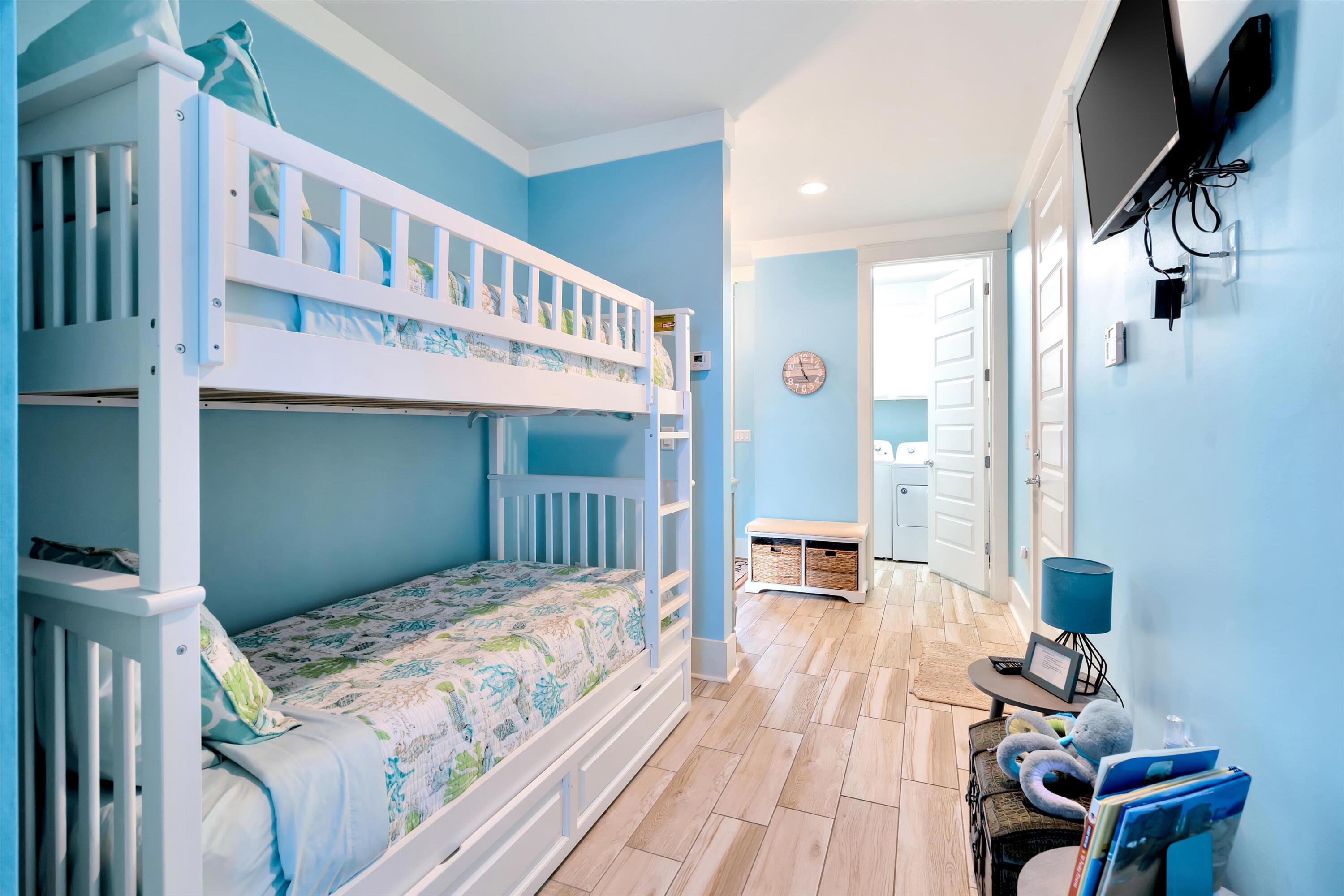 Hidden Palms - Residential