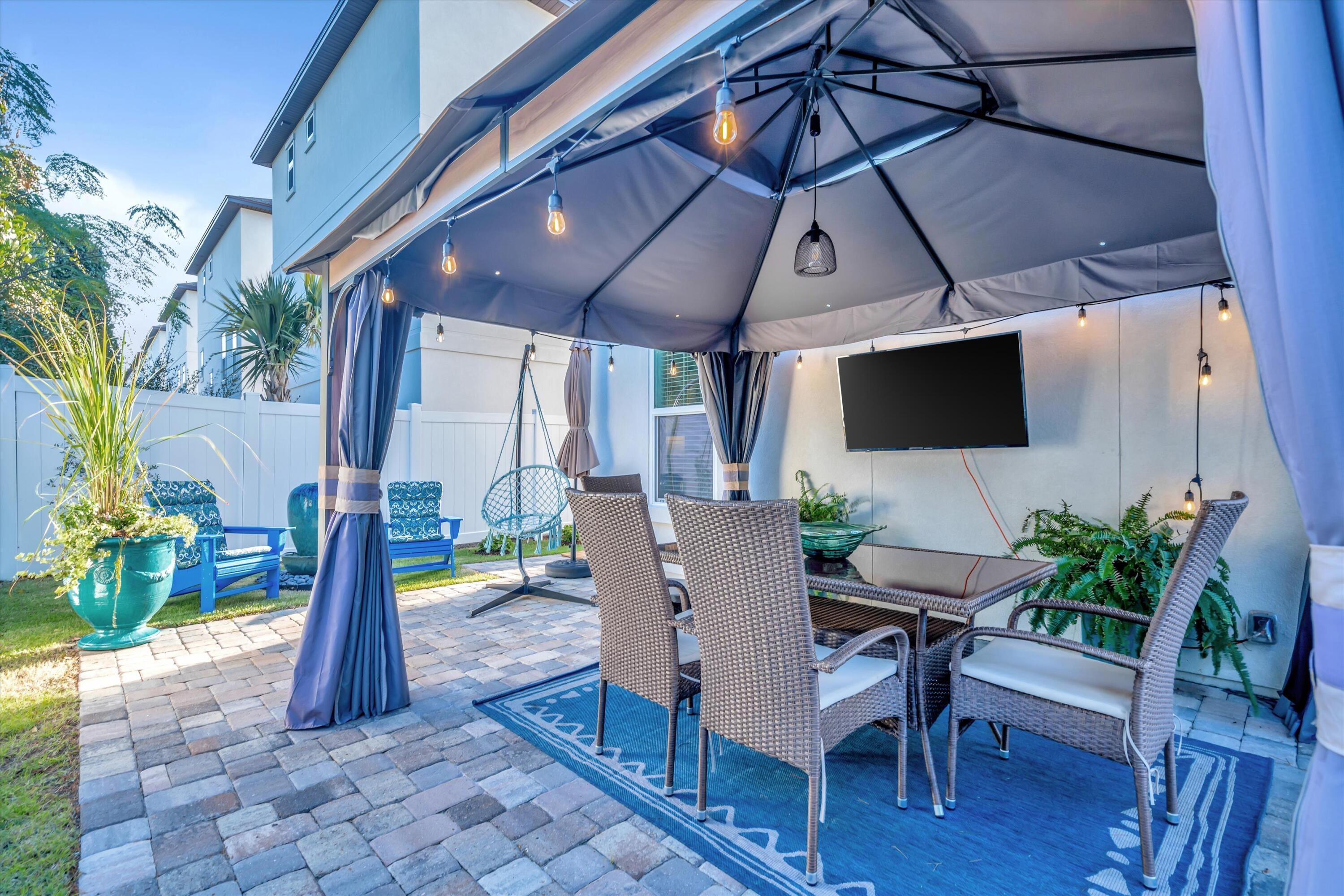 Hidden Palms - Residential