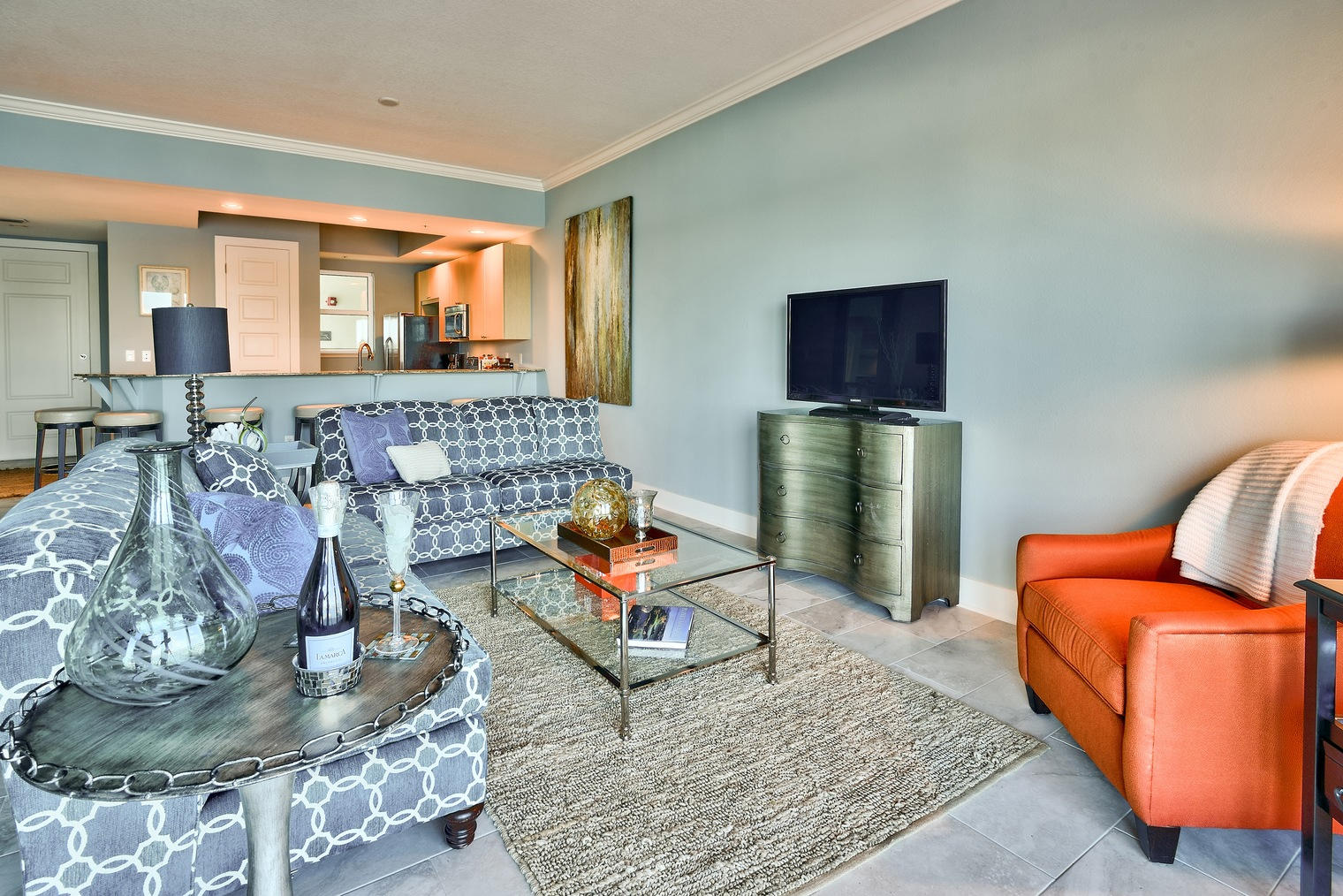 HARBOR LIGHTS - Residential