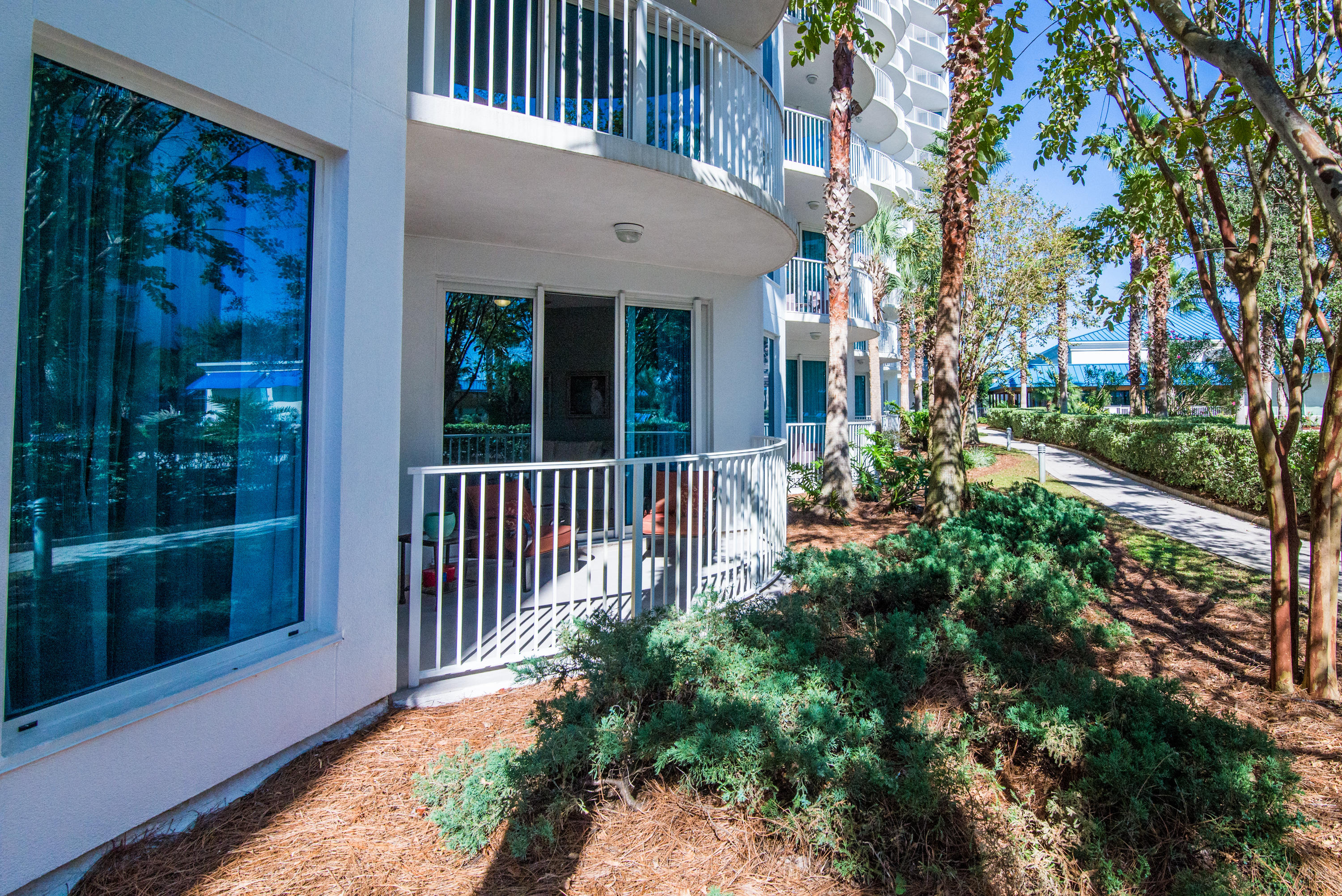 THE PALMS OF DESTIN - Residential