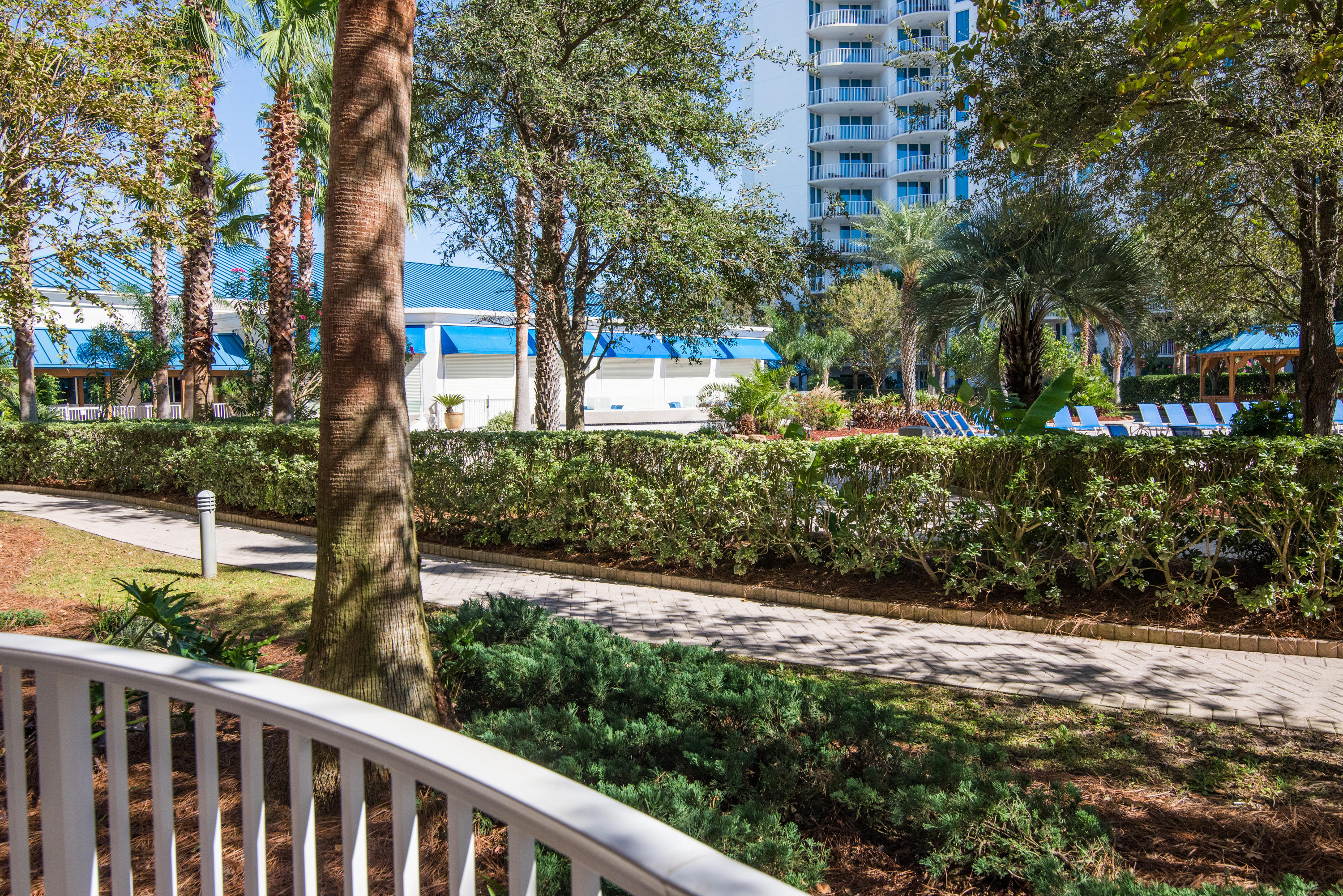THE PALMS OF DESTIN - Residential