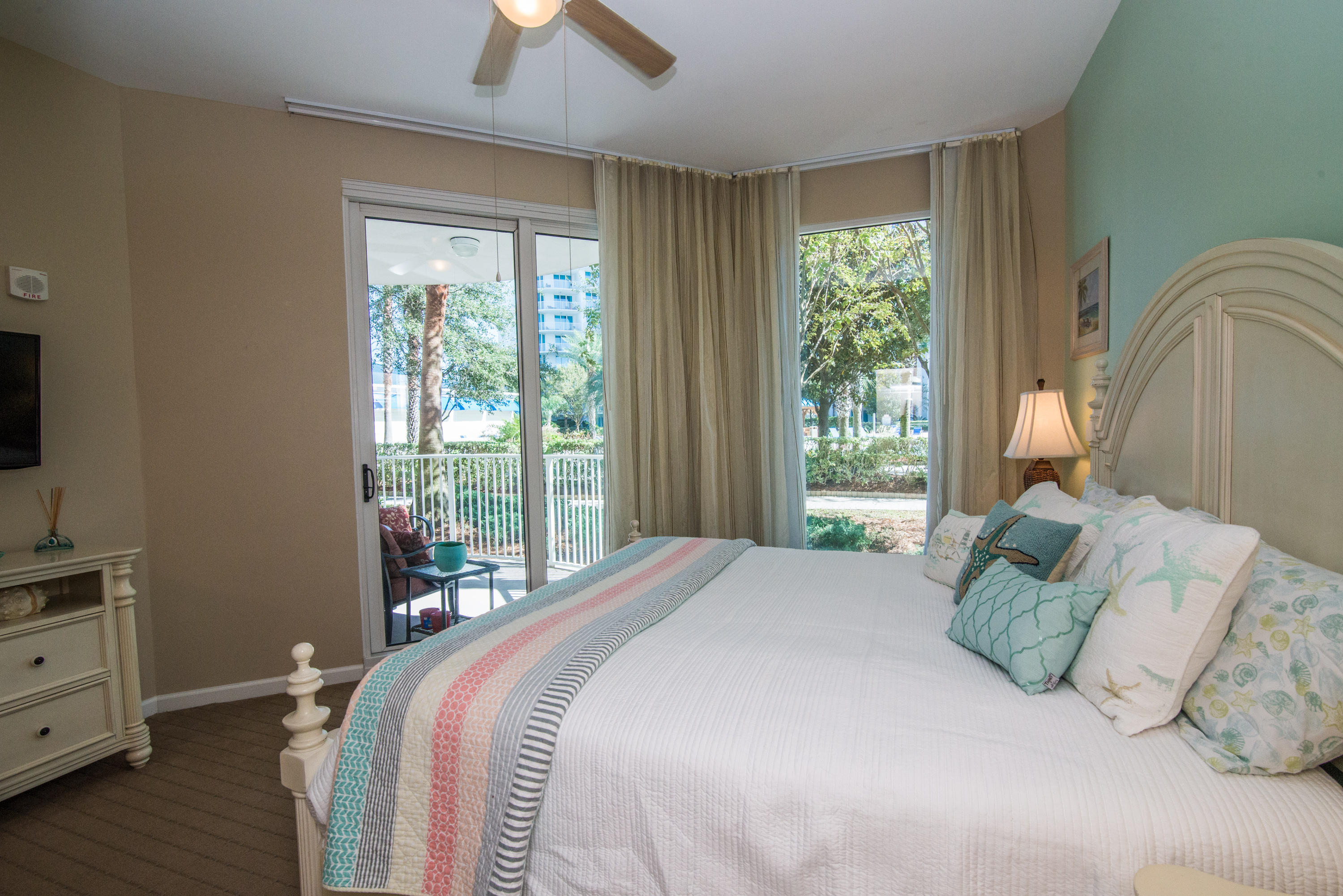 THE PALMS OF DESTIN - Residential