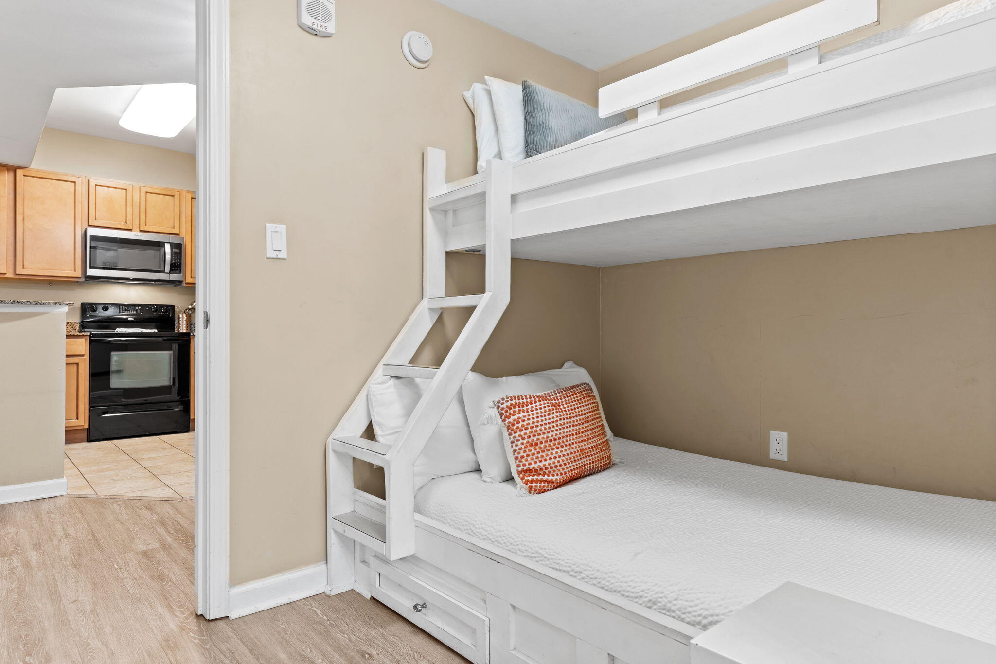 THE PALMS OF DESTIN - Residential