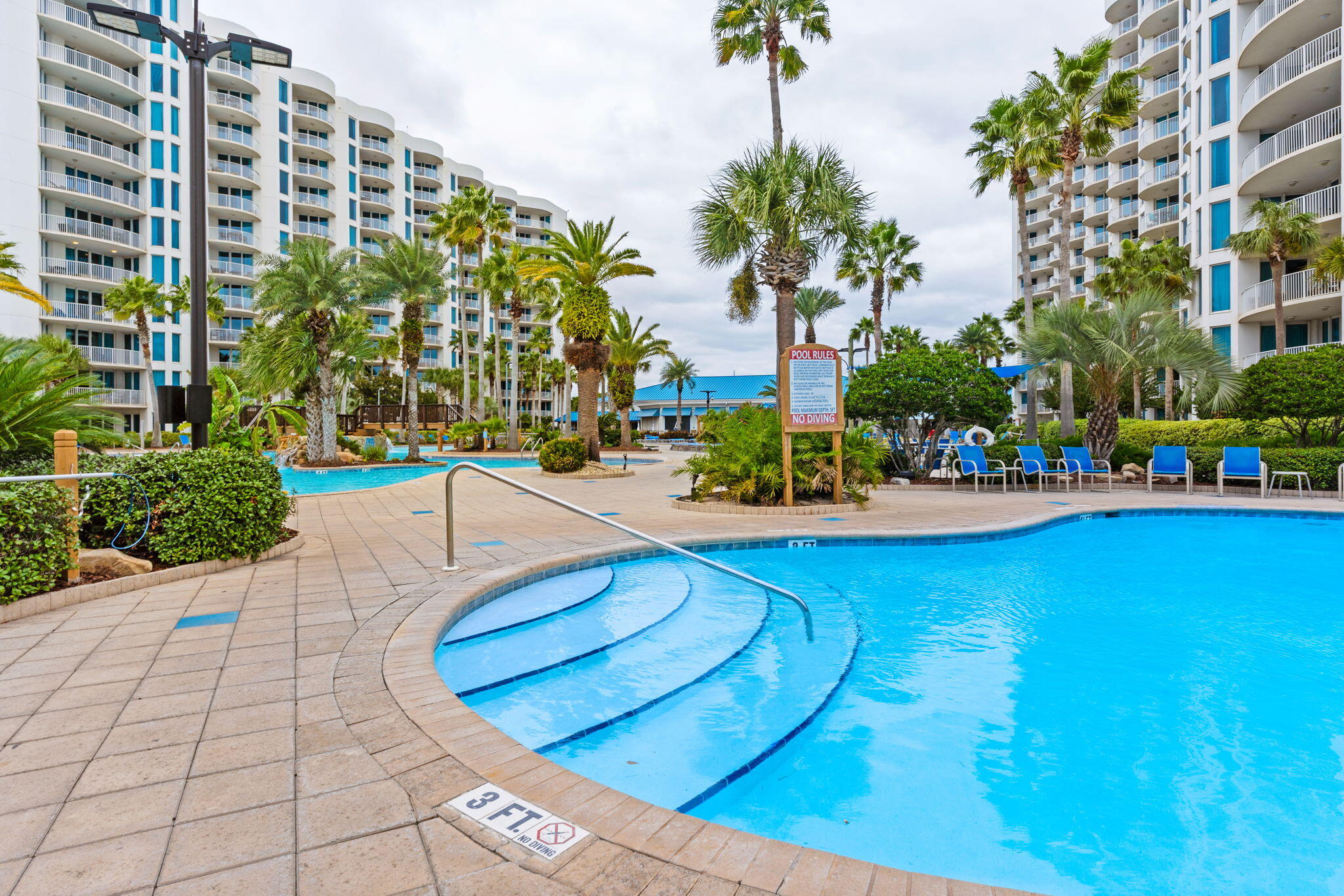 THE PALMS OF DESTIN - Residential