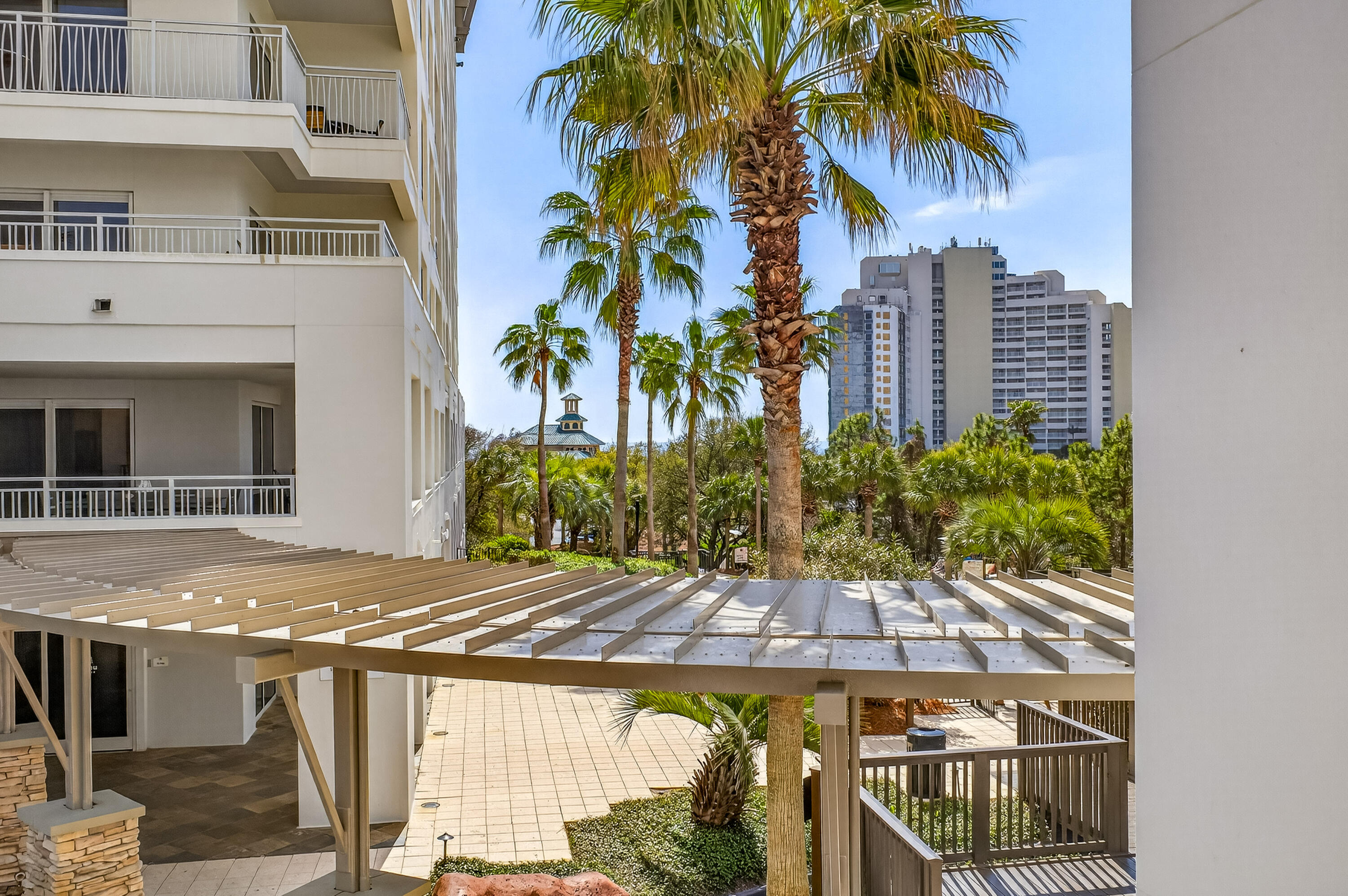 Luau I - Residential