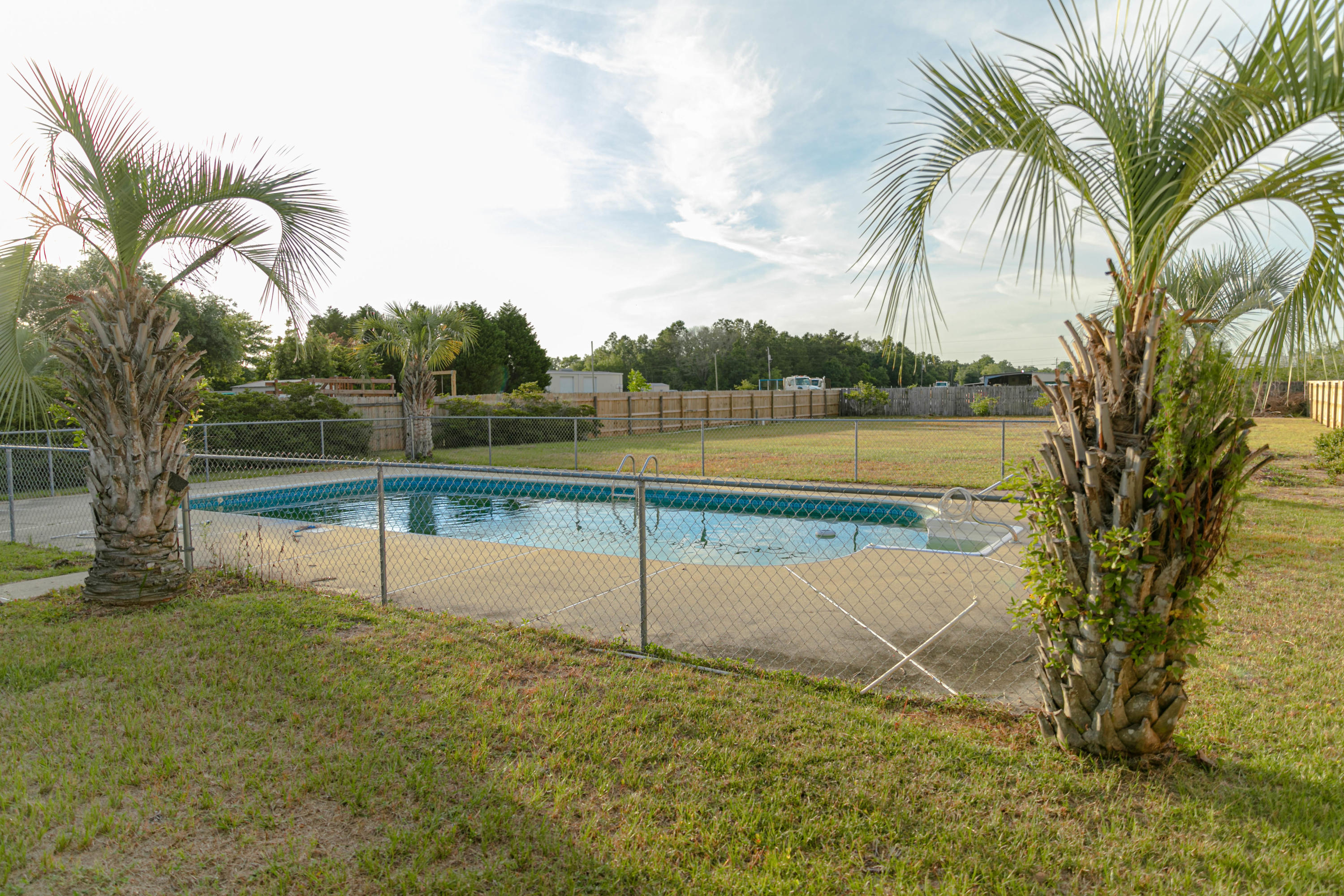 AVALON PARK - Residential