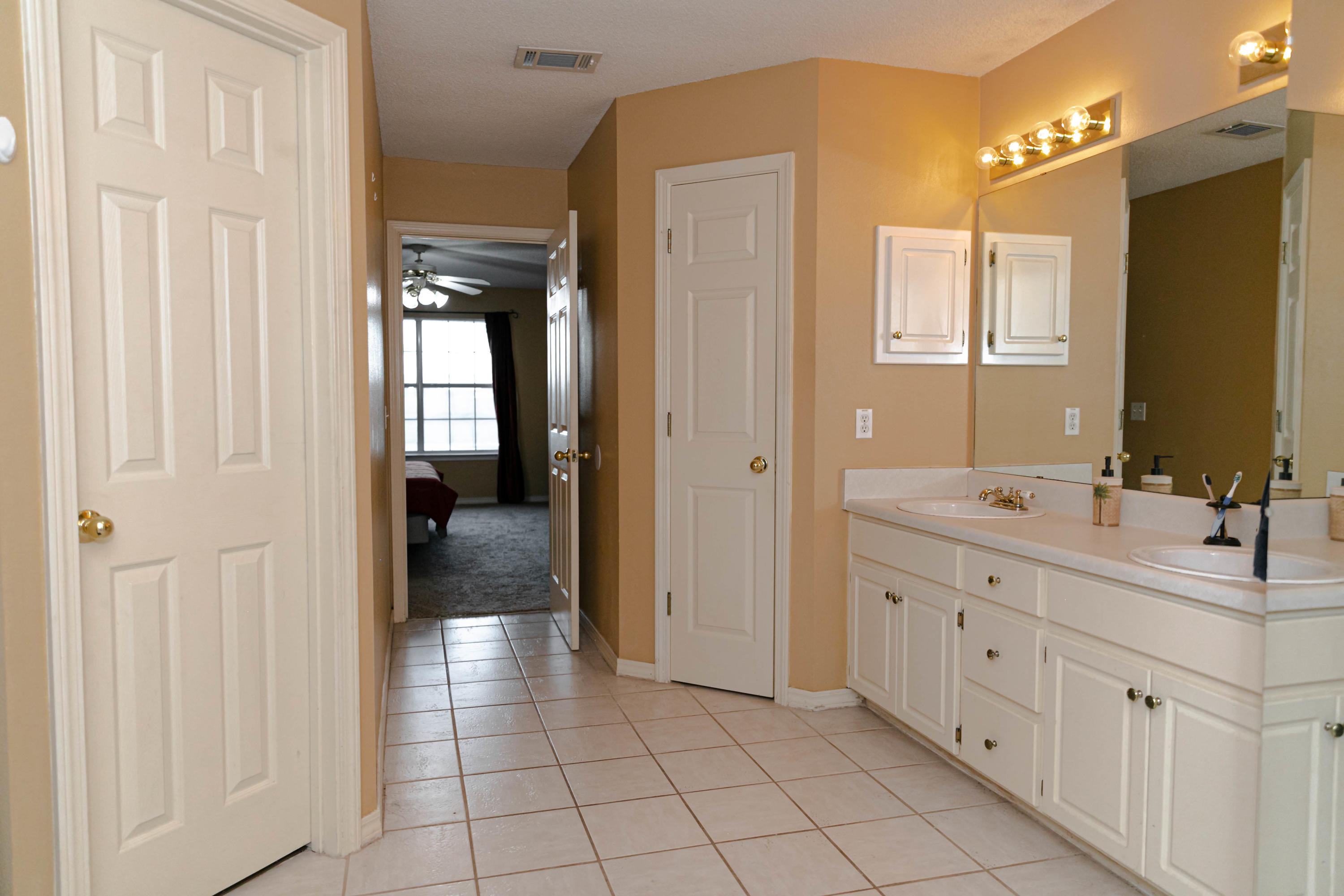 AVALON PARK - Residential