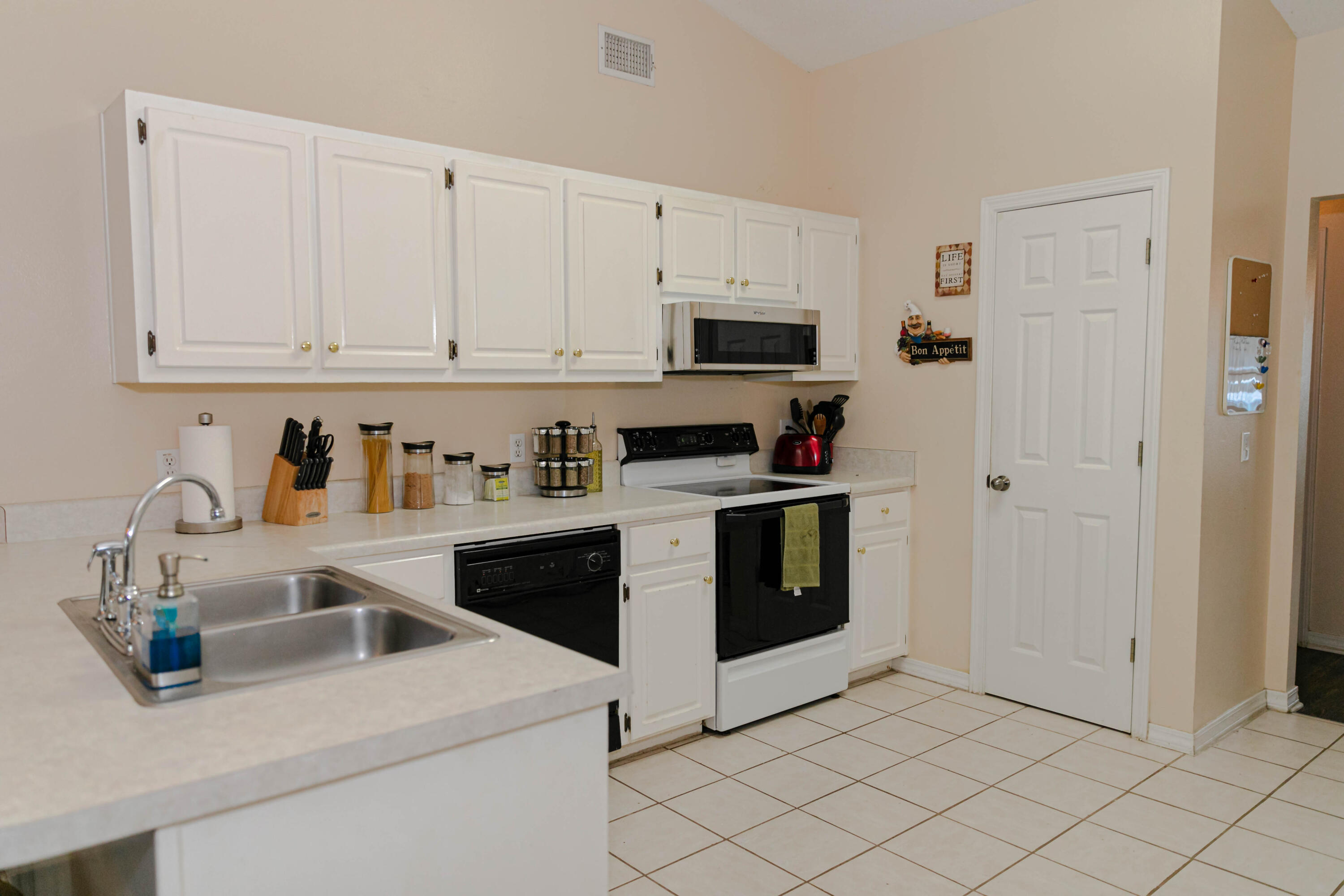 AVALON PARK - Residential