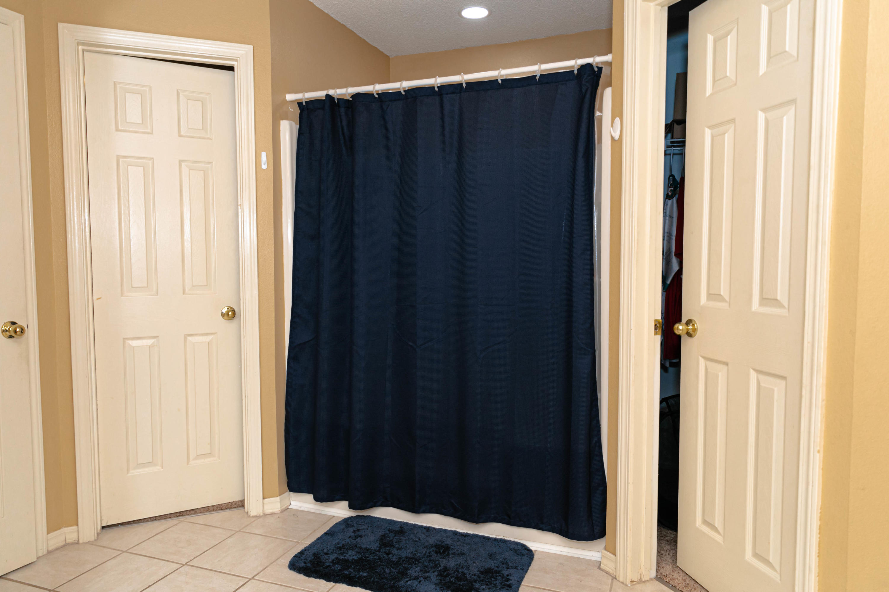 AVALON PARK - Residential