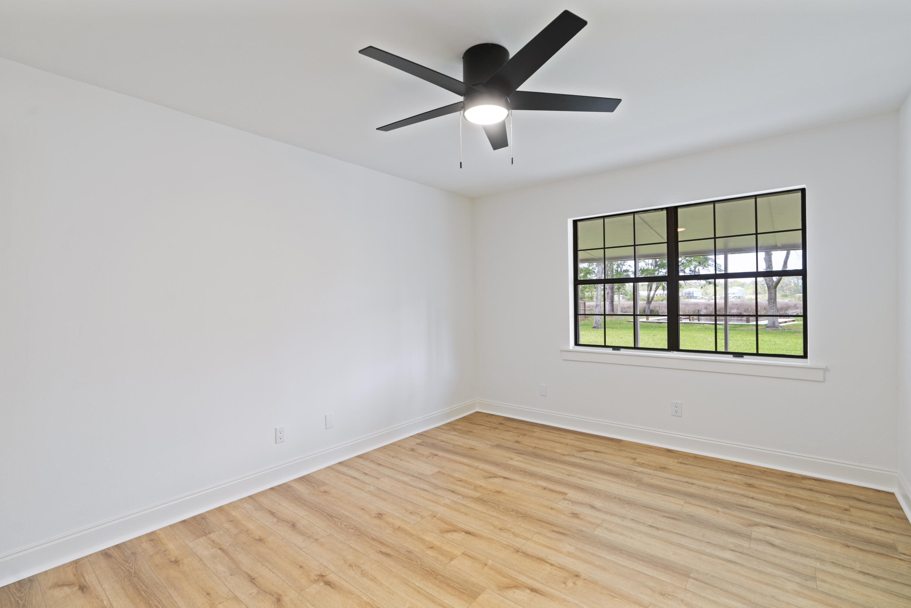 BAY GROVE - Residential