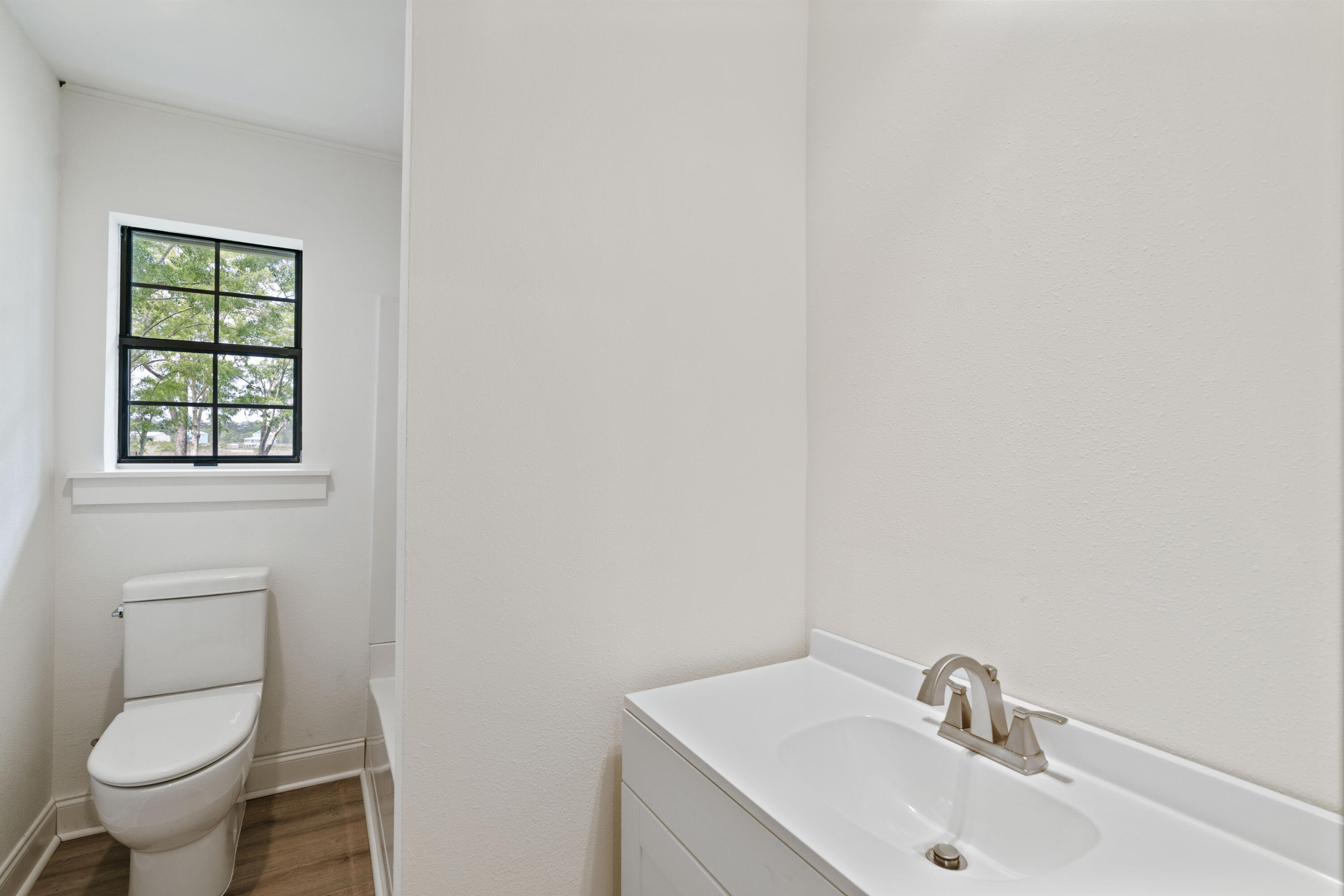 BAY GROVE - Residential