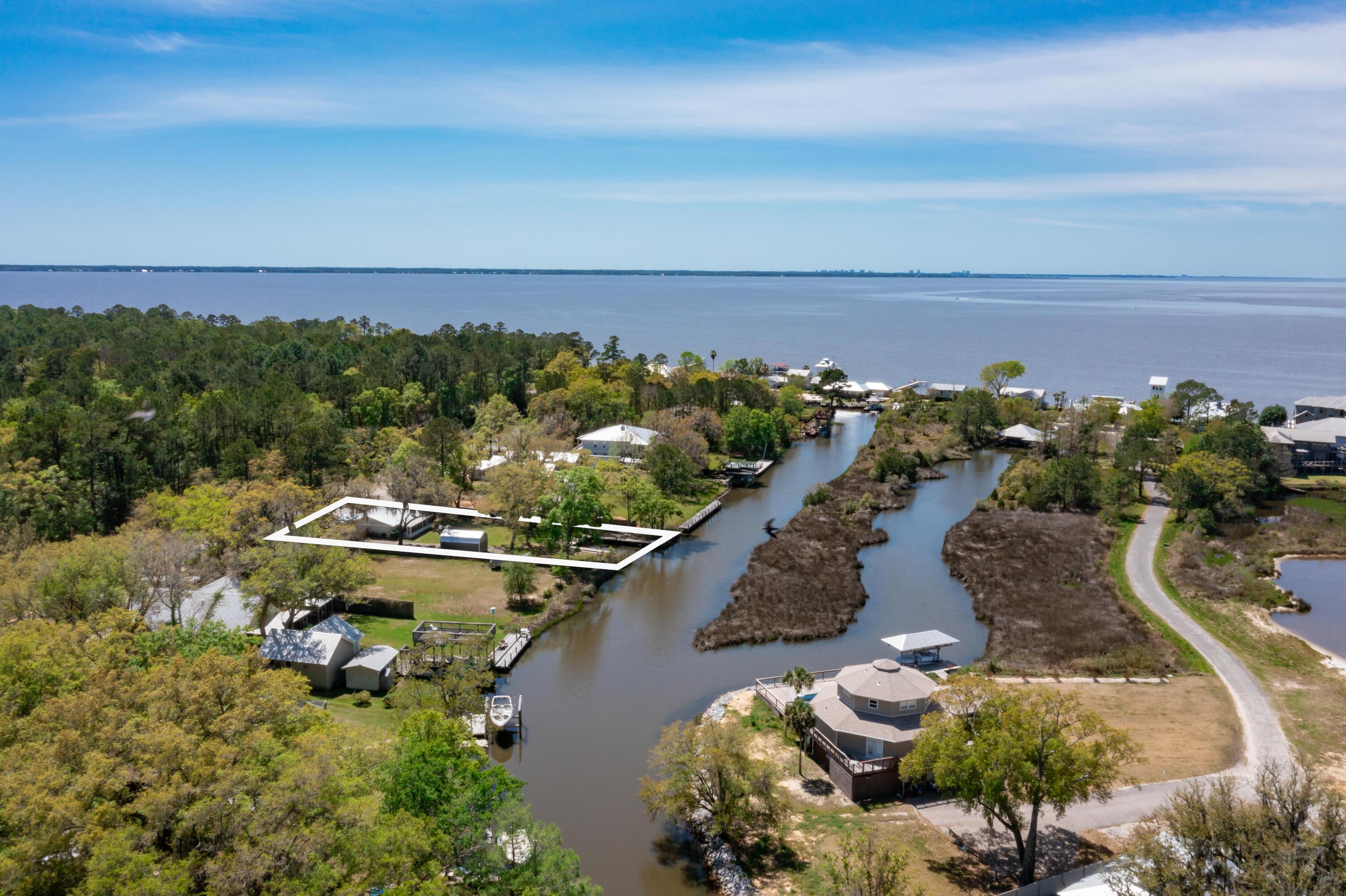 BAY GROVE - Residential