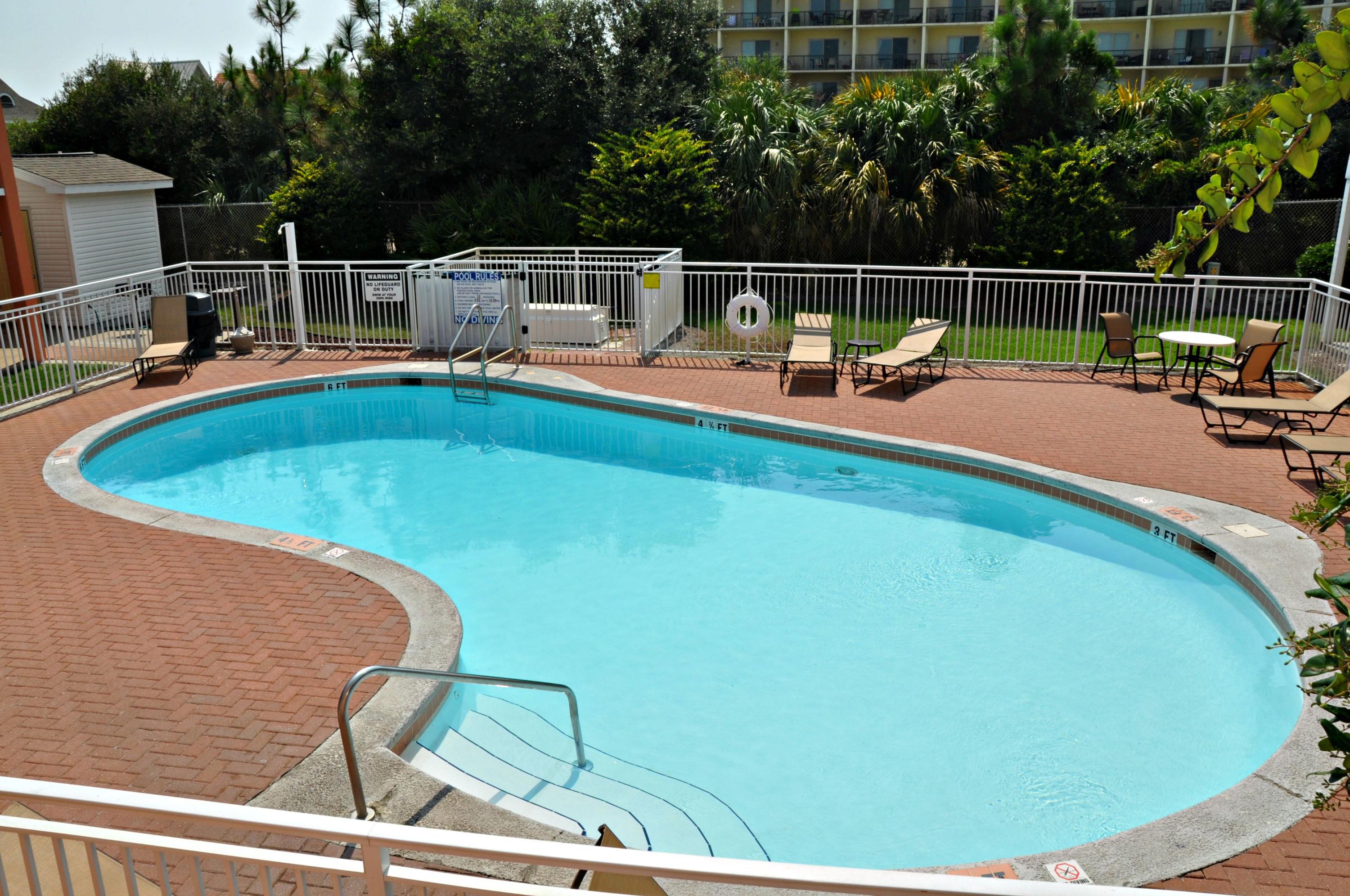 GULFVIEW 1 CONDO PH 1 - Residential