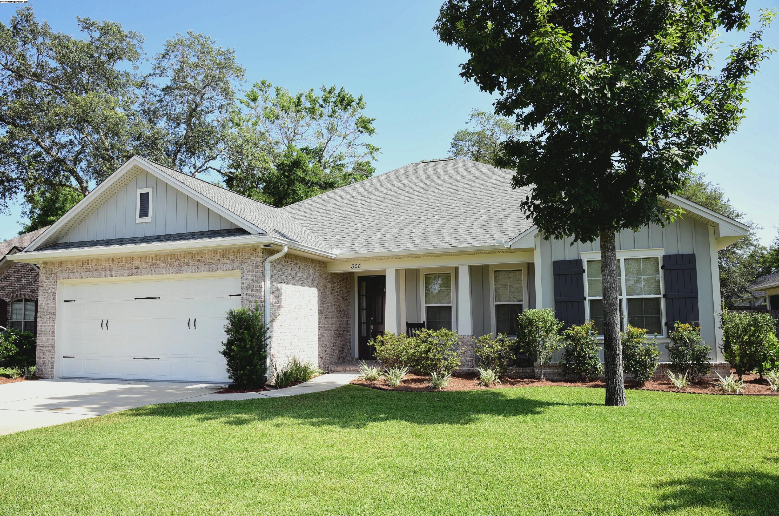 MAGNOLIA WOODS - Residential Lease