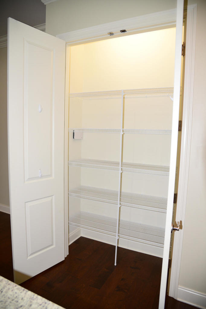 MAGNOLIA WOODS - Residential Lease