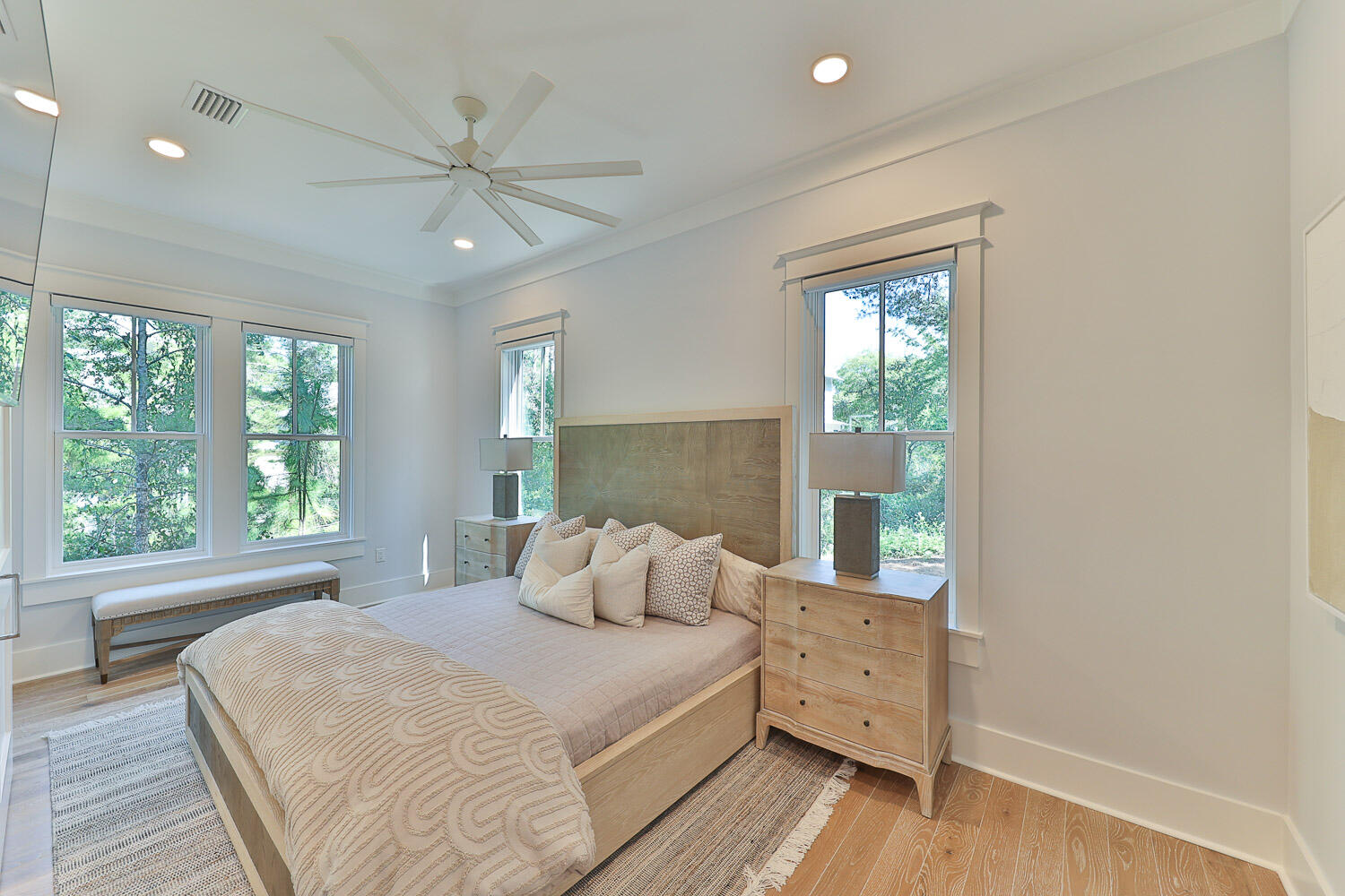 FOREST LAKES - Residential