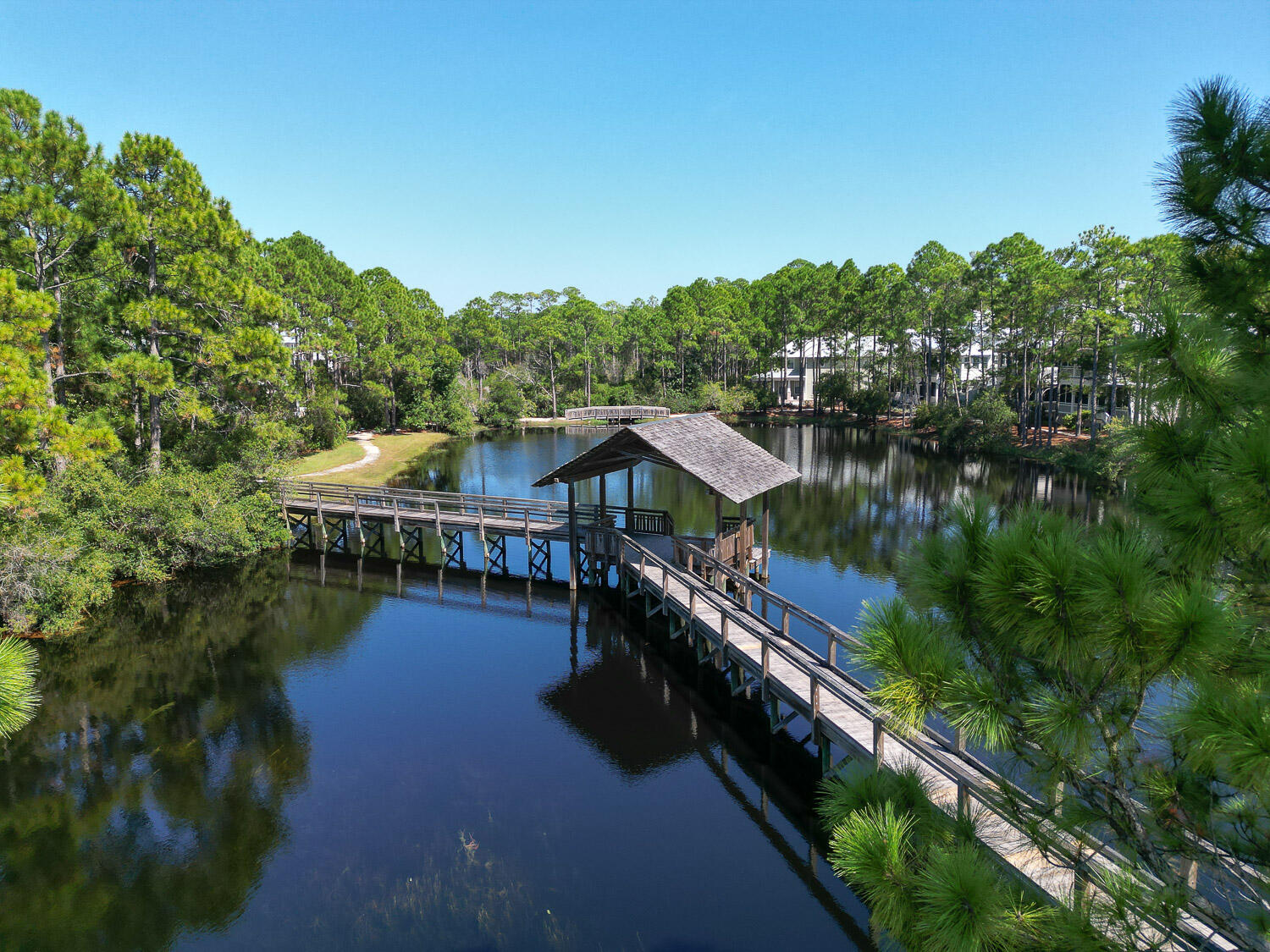 FOREST LAKES - Residential
