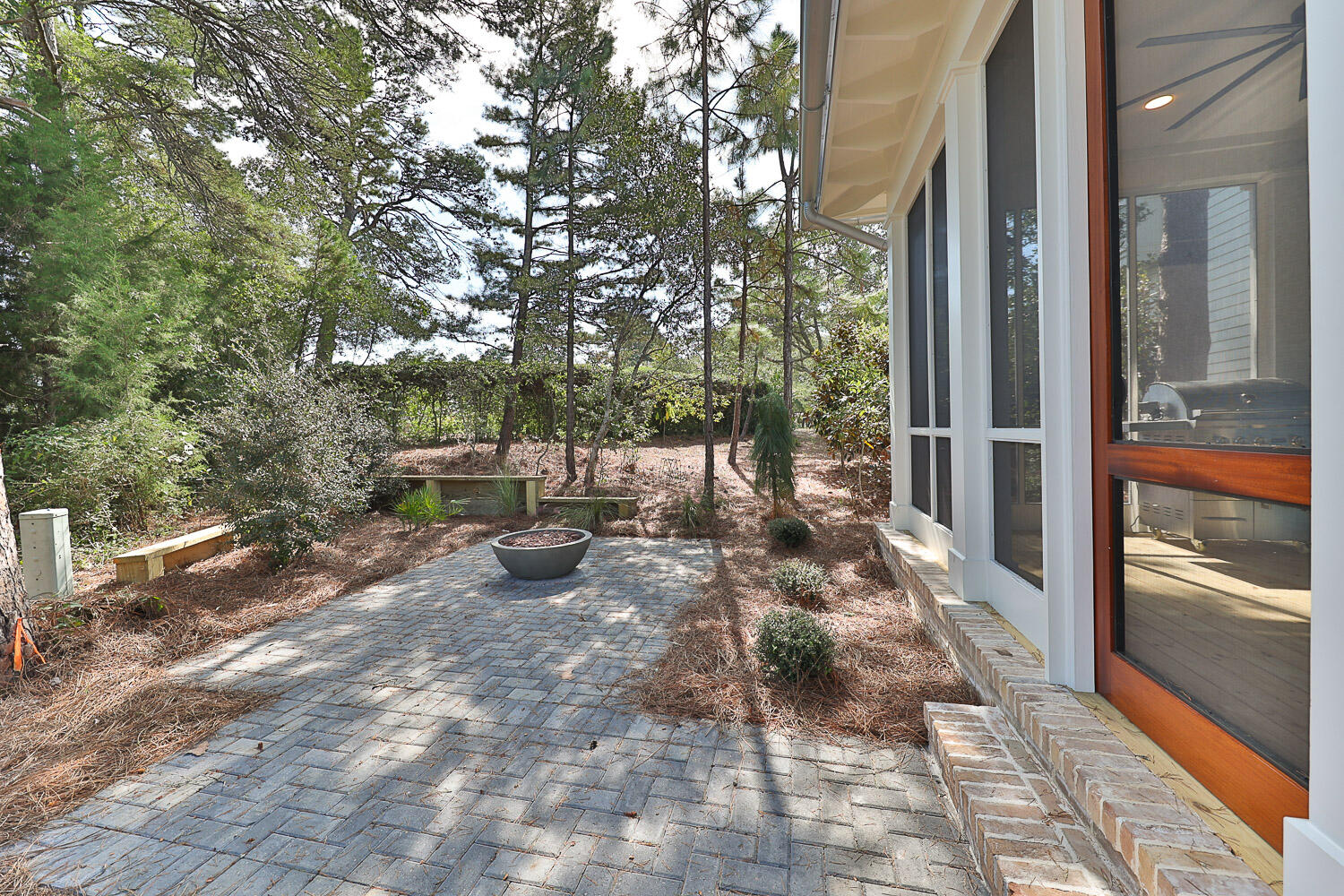FOREST LAKES - Residential