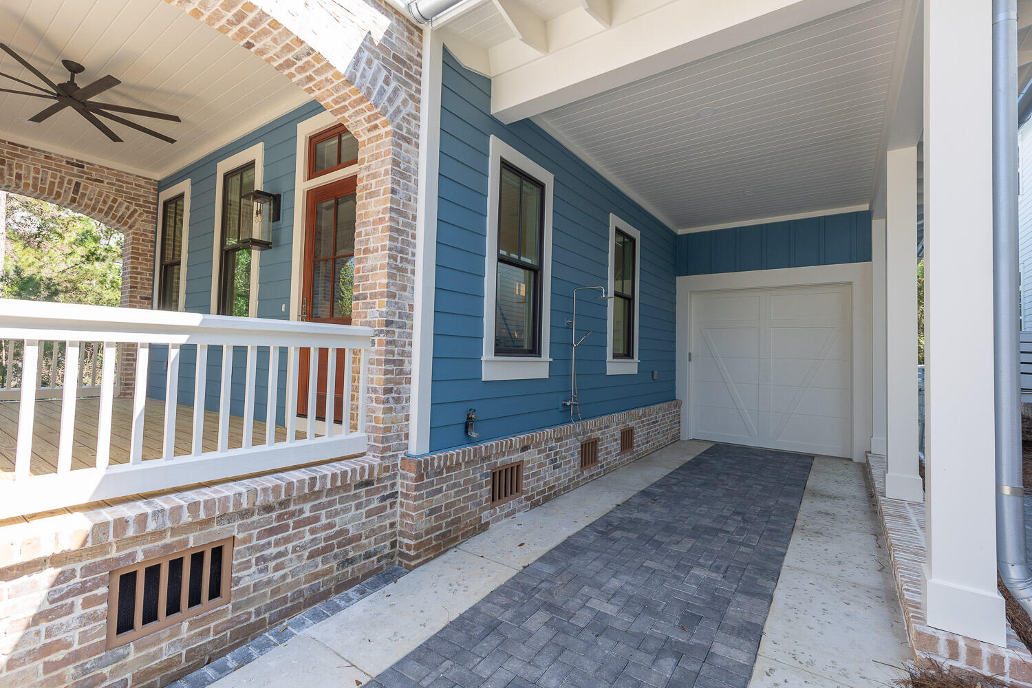 FOREST LAKES - Residential