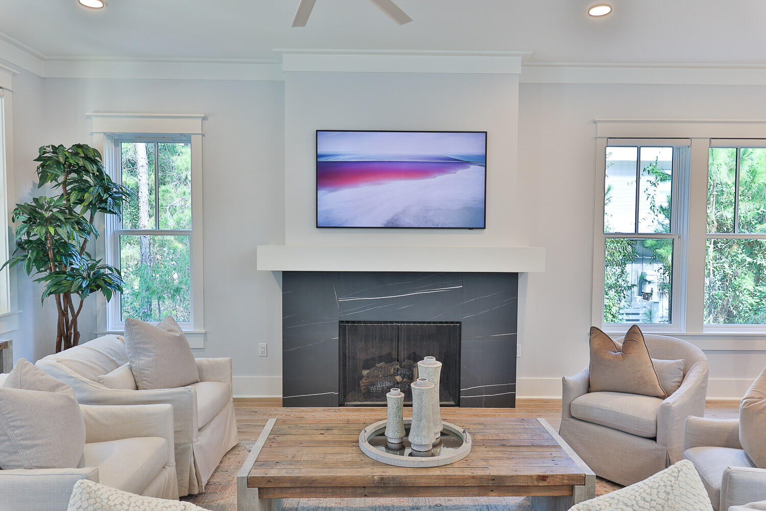 FOREST LAKES - Residential