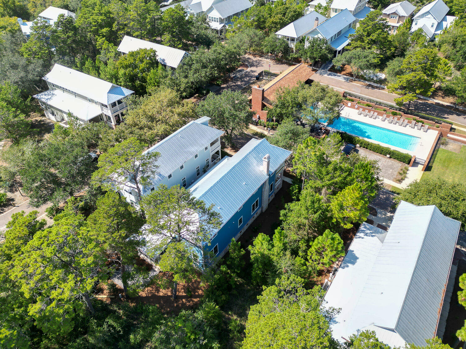 FOREST LAKES - Residential