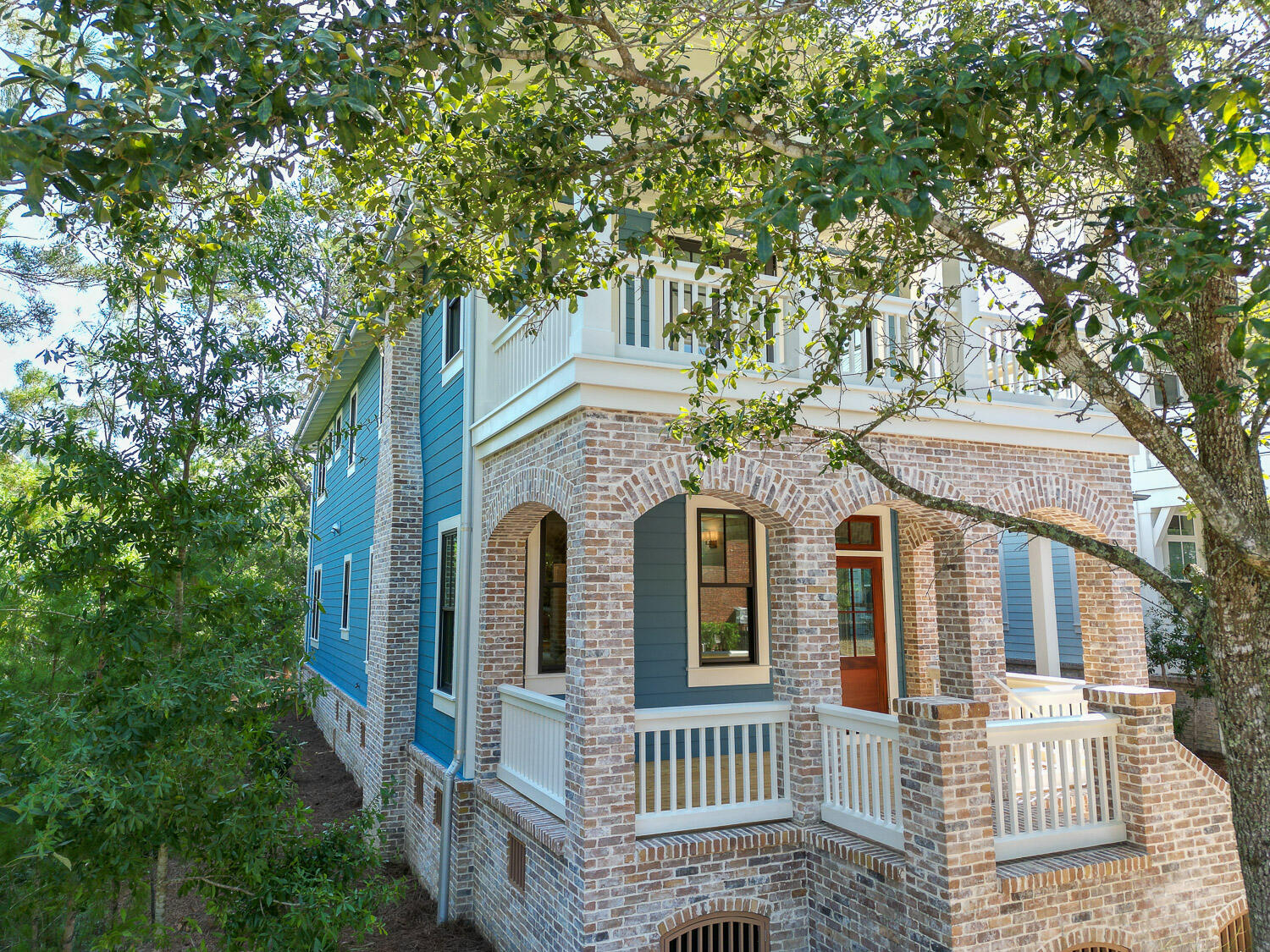 FOREST LAKES - Residential