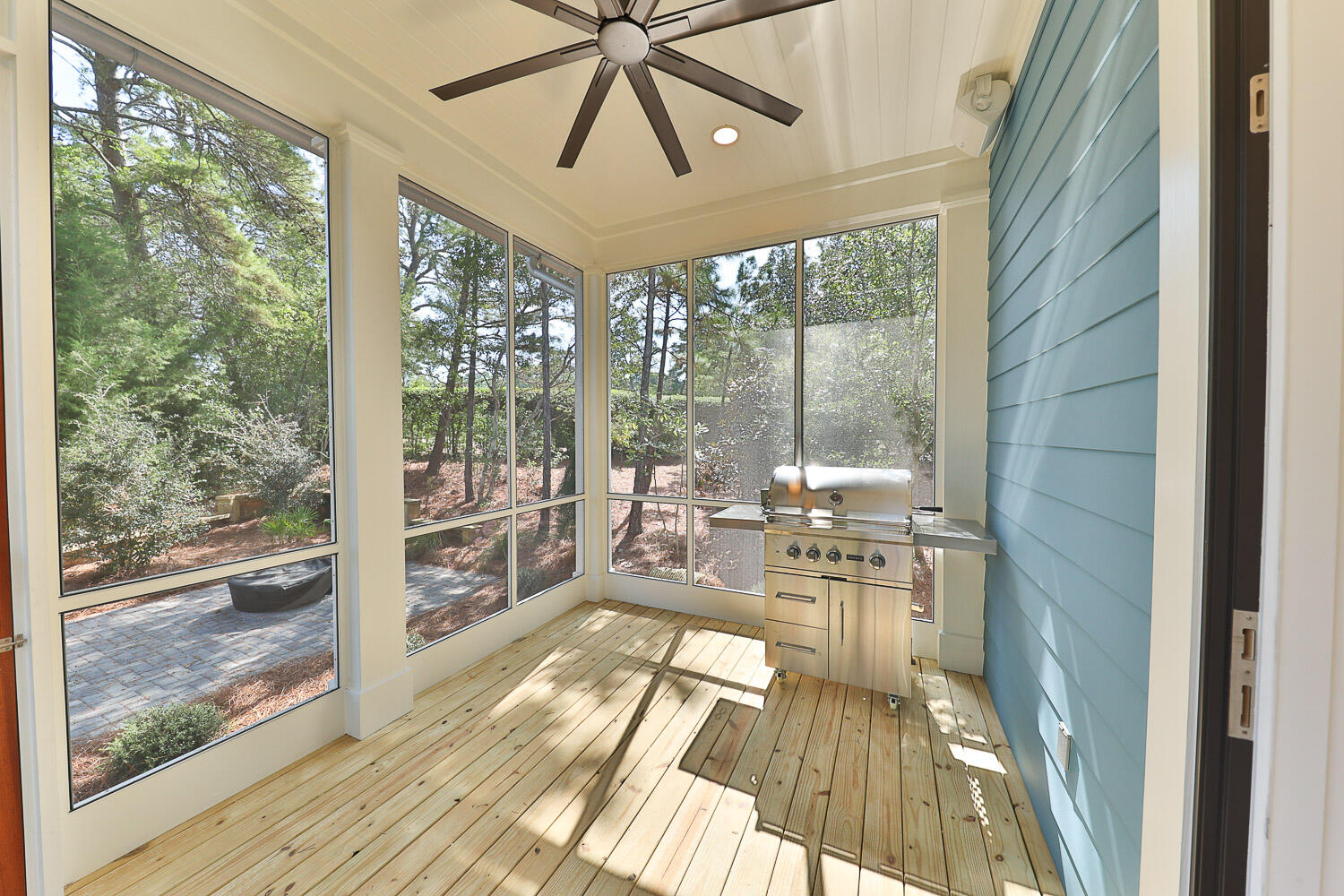 FOREST LAKES - Residential
