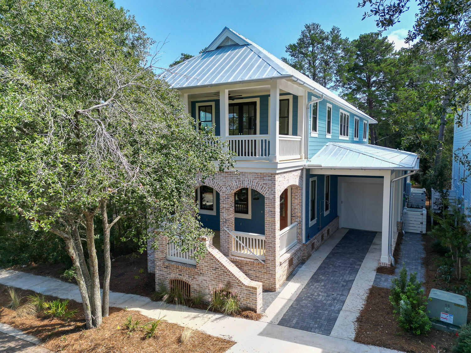 FOREST LAKES - Residential