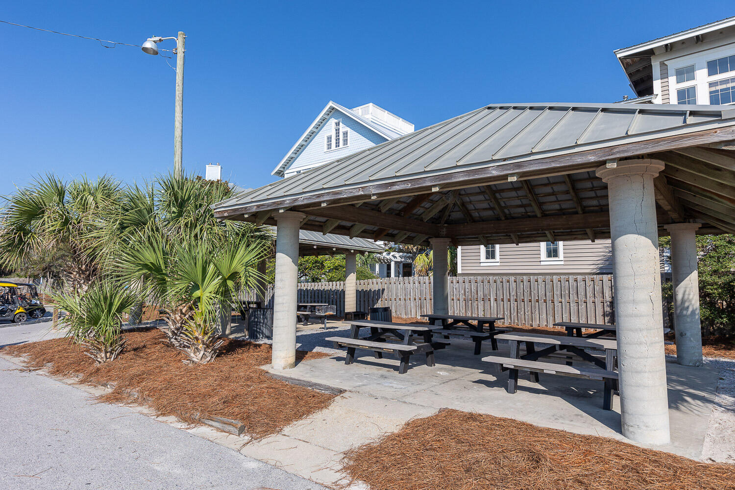 FOREST LAKES - Residential