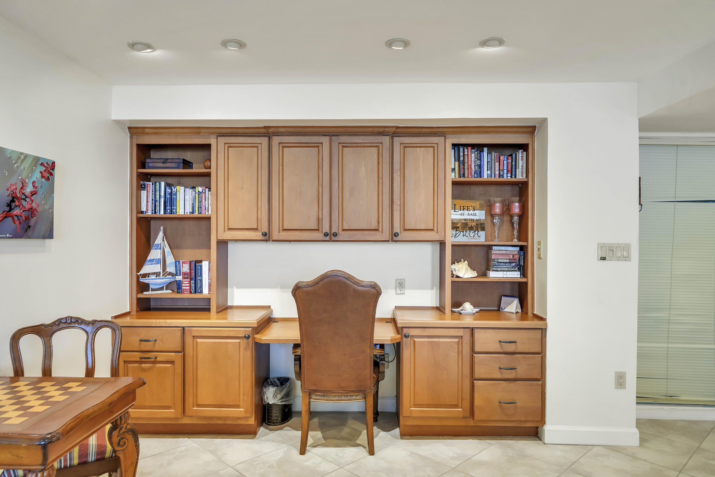 EAST PASS TOWERS CONDO - Residential