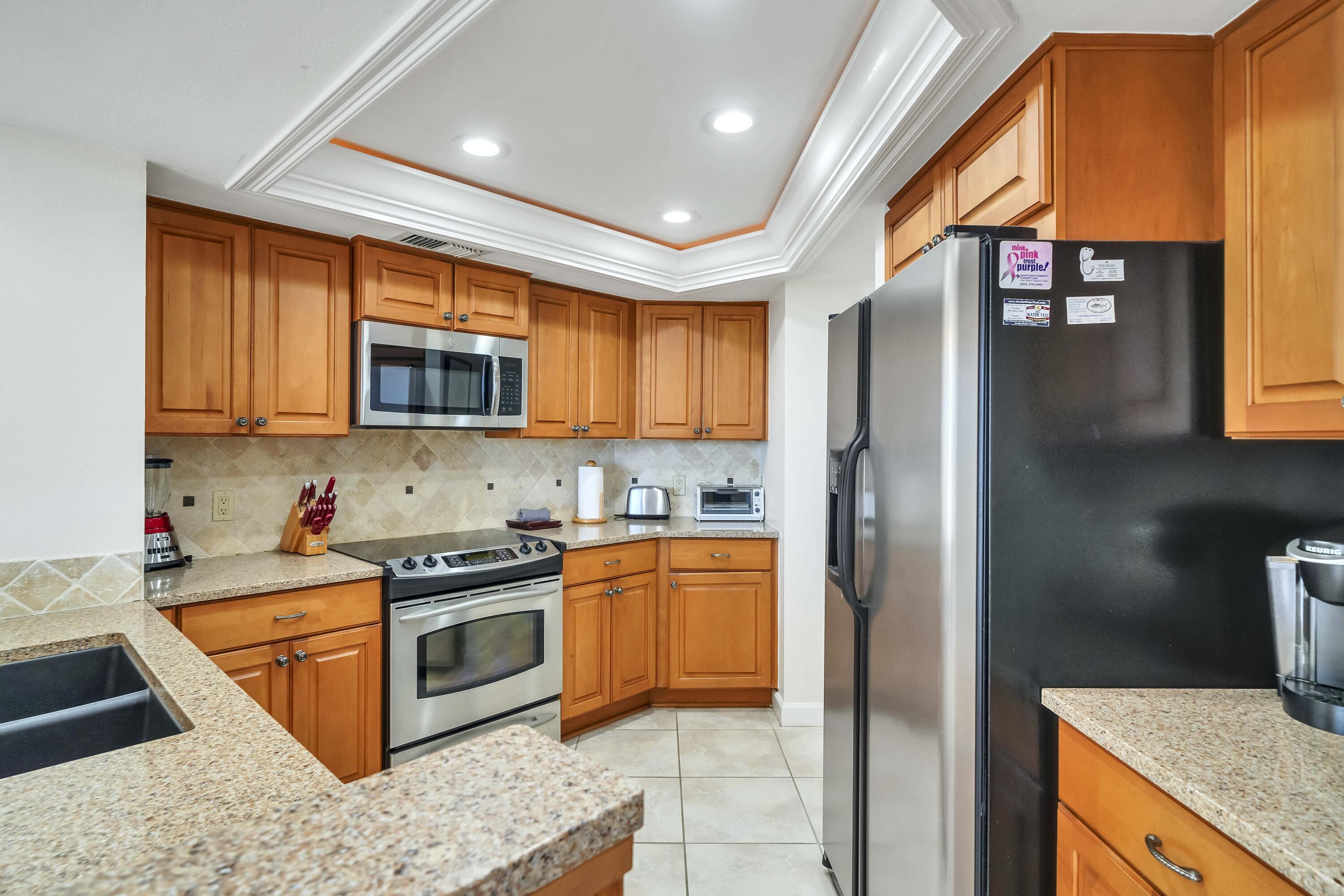 EAST PASS TOWERS CONDO - Residential