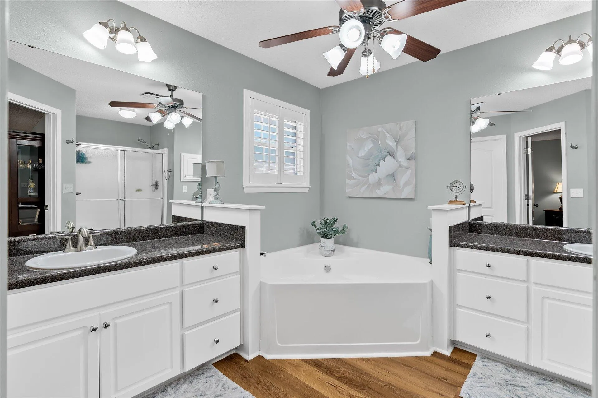 Navarre, Florida 32566, United States, 5 Bedrooms Bedrooms, ,3 BathroomsBathrooms,Residential,Active,2462